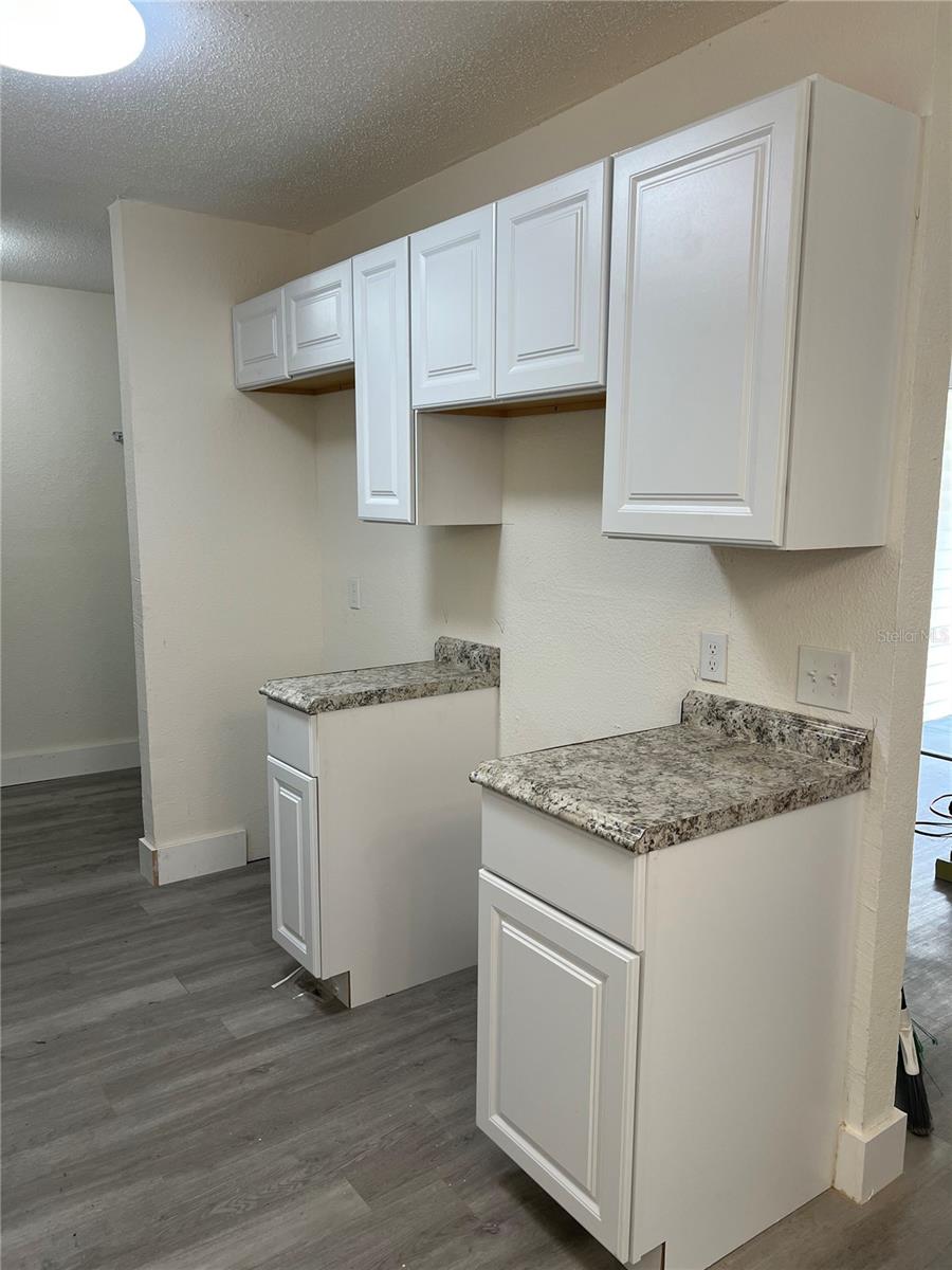 2075 Dixie Ave Property Photo 3