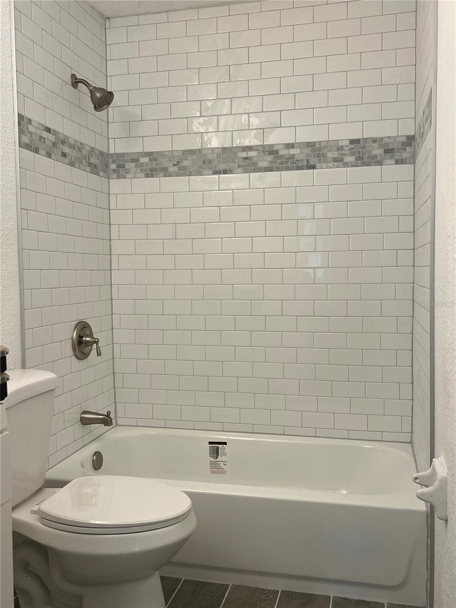2075 Dixie Ave Property Photo 4