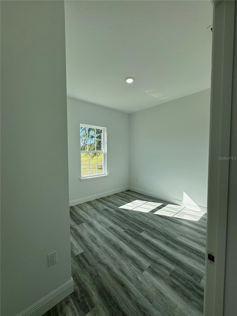 7130 N Glenridge Cir Property Photo 28