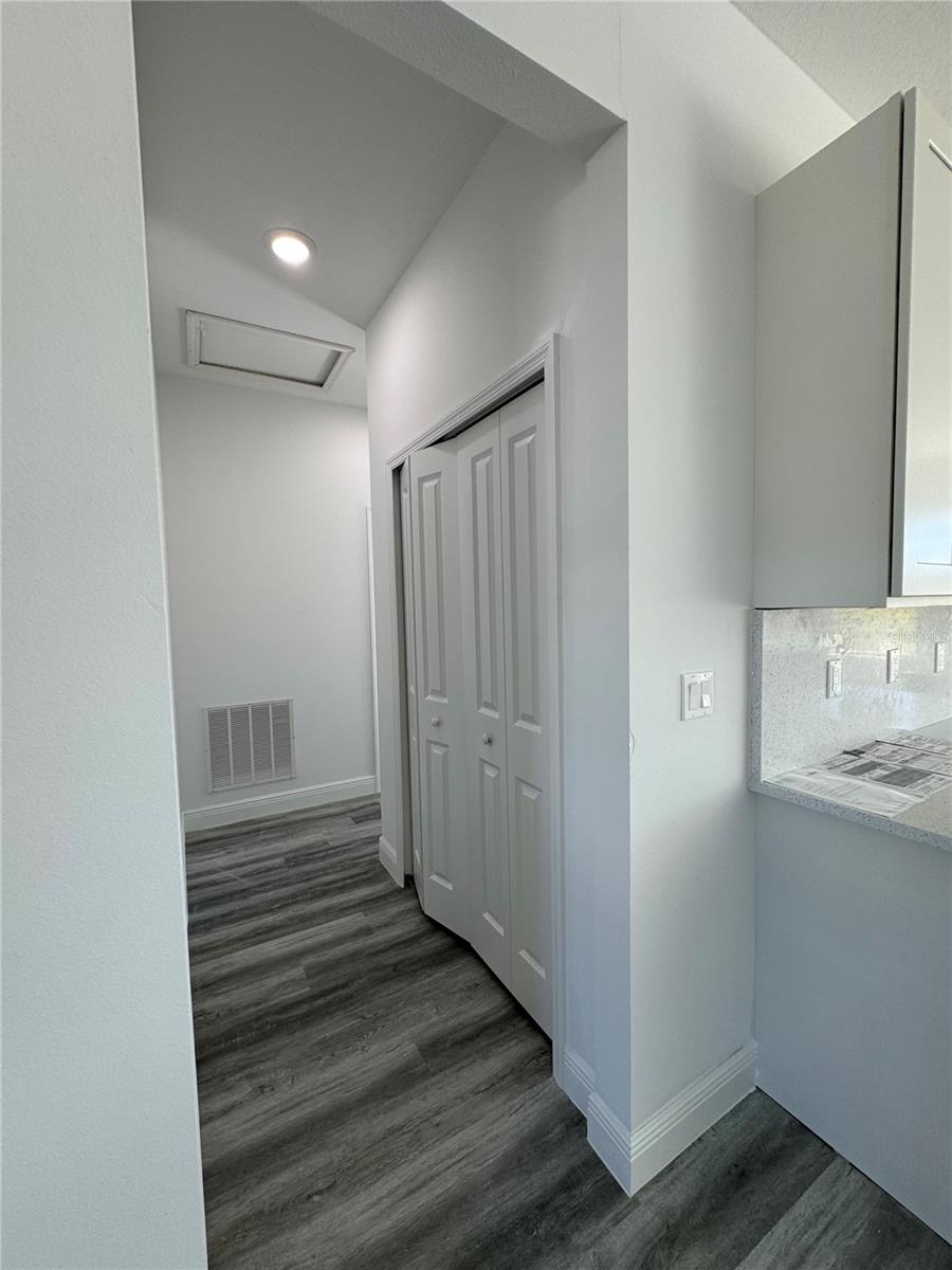7130 N Glenridge Cir Property Photo 31