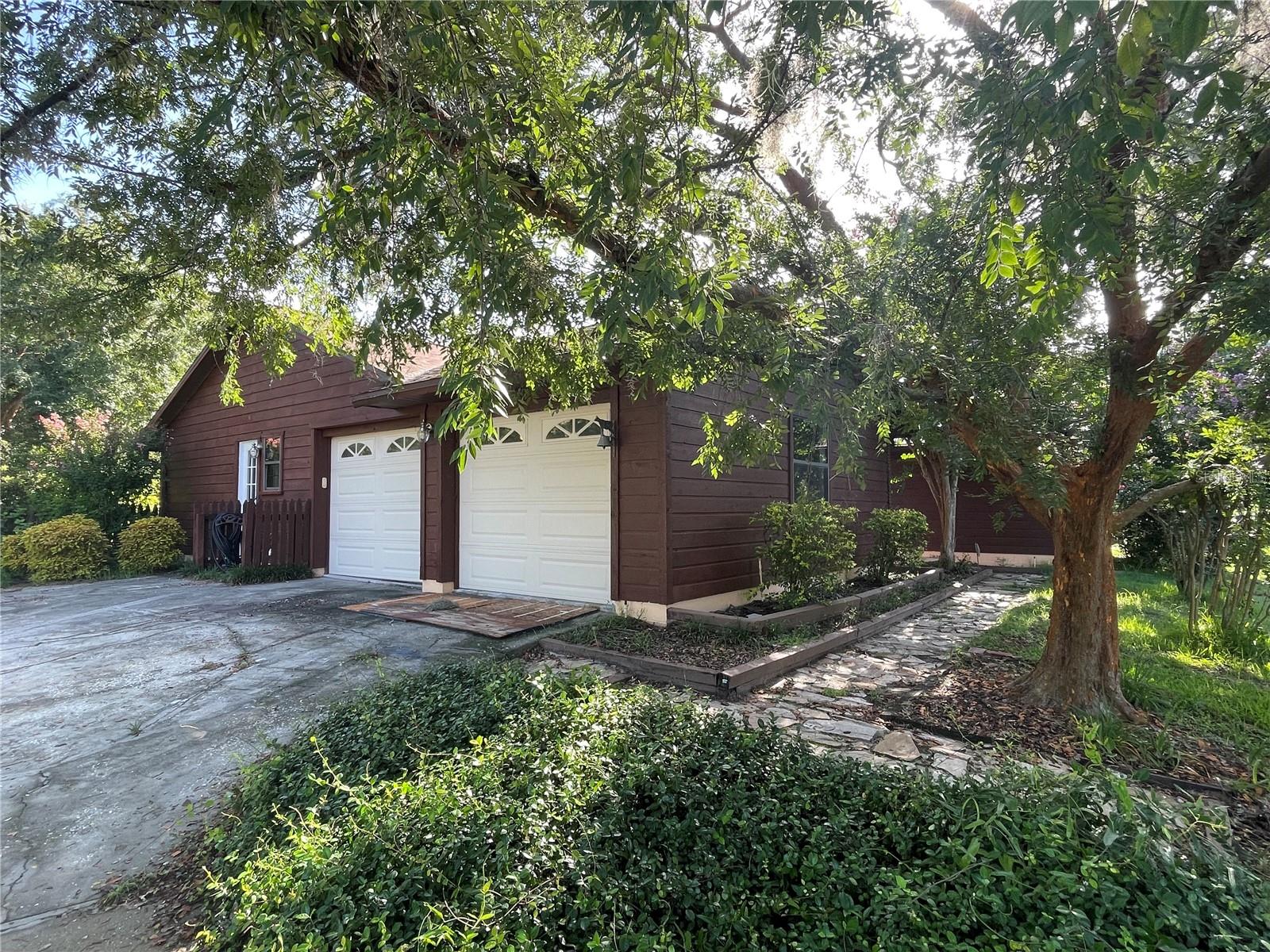 5735 Jacqulyn Dr Property Photo 1