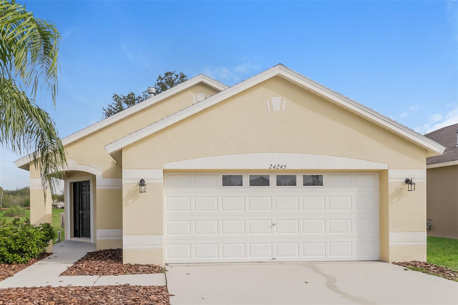 24245 Summer Wind Ct Property Photo 1