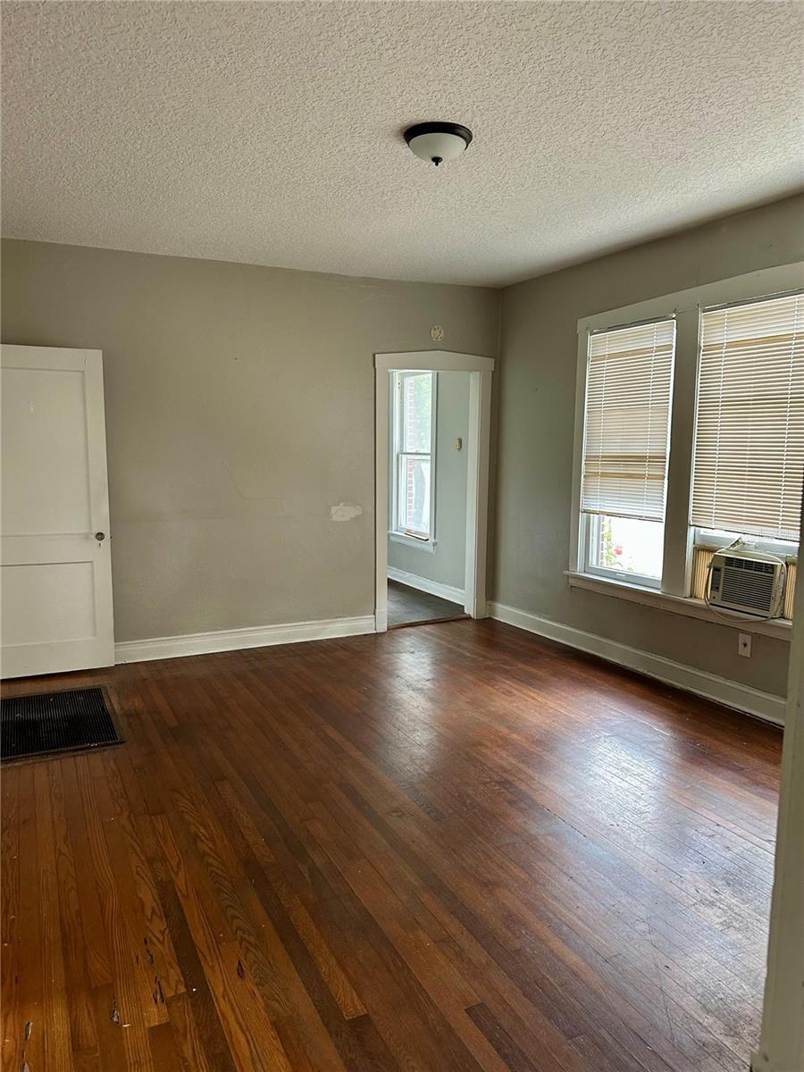 601 Delaney Park Dr Property Photo 5