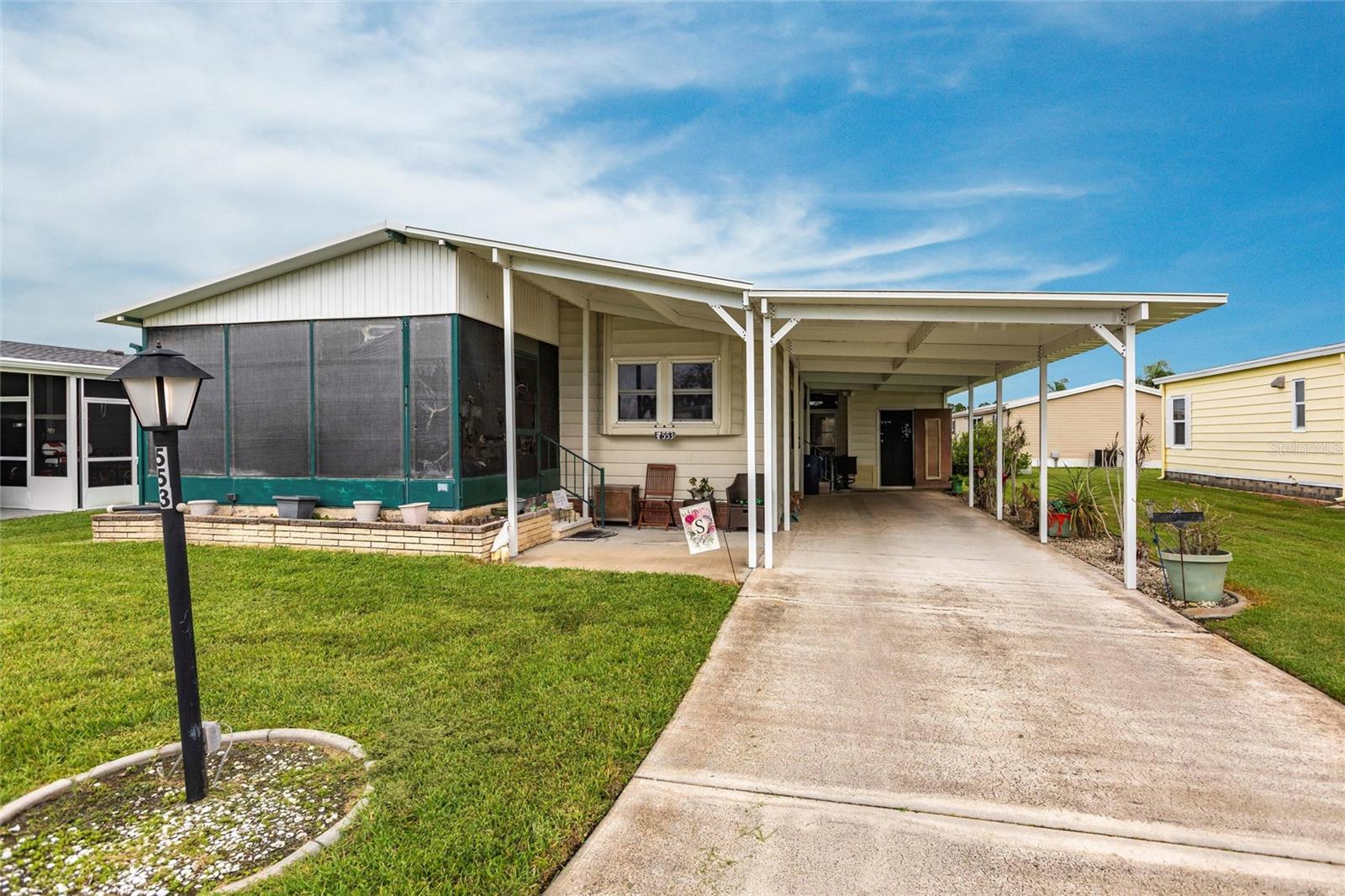 553 MADERO Property Photo 1