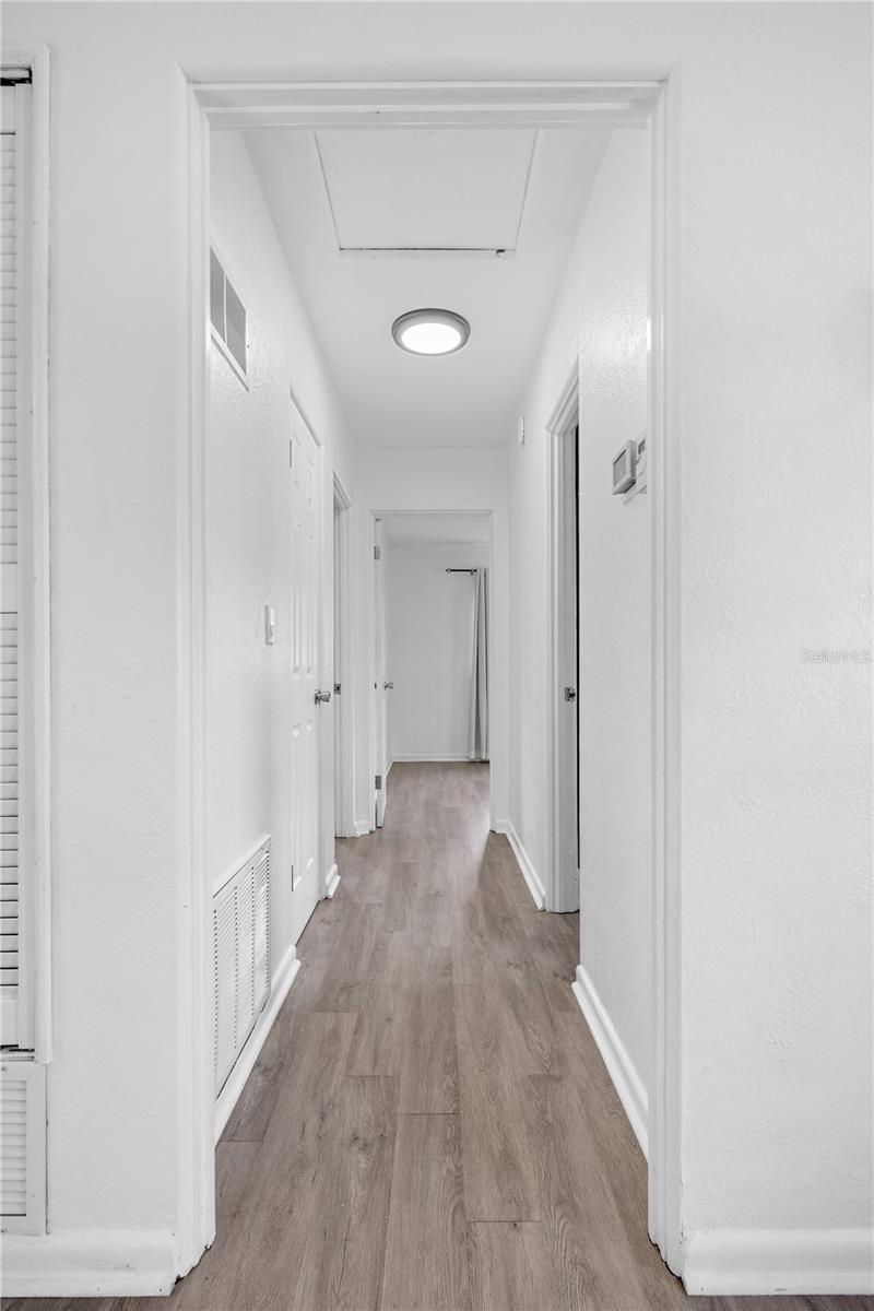 601 Oranole Rd Property Photo 28