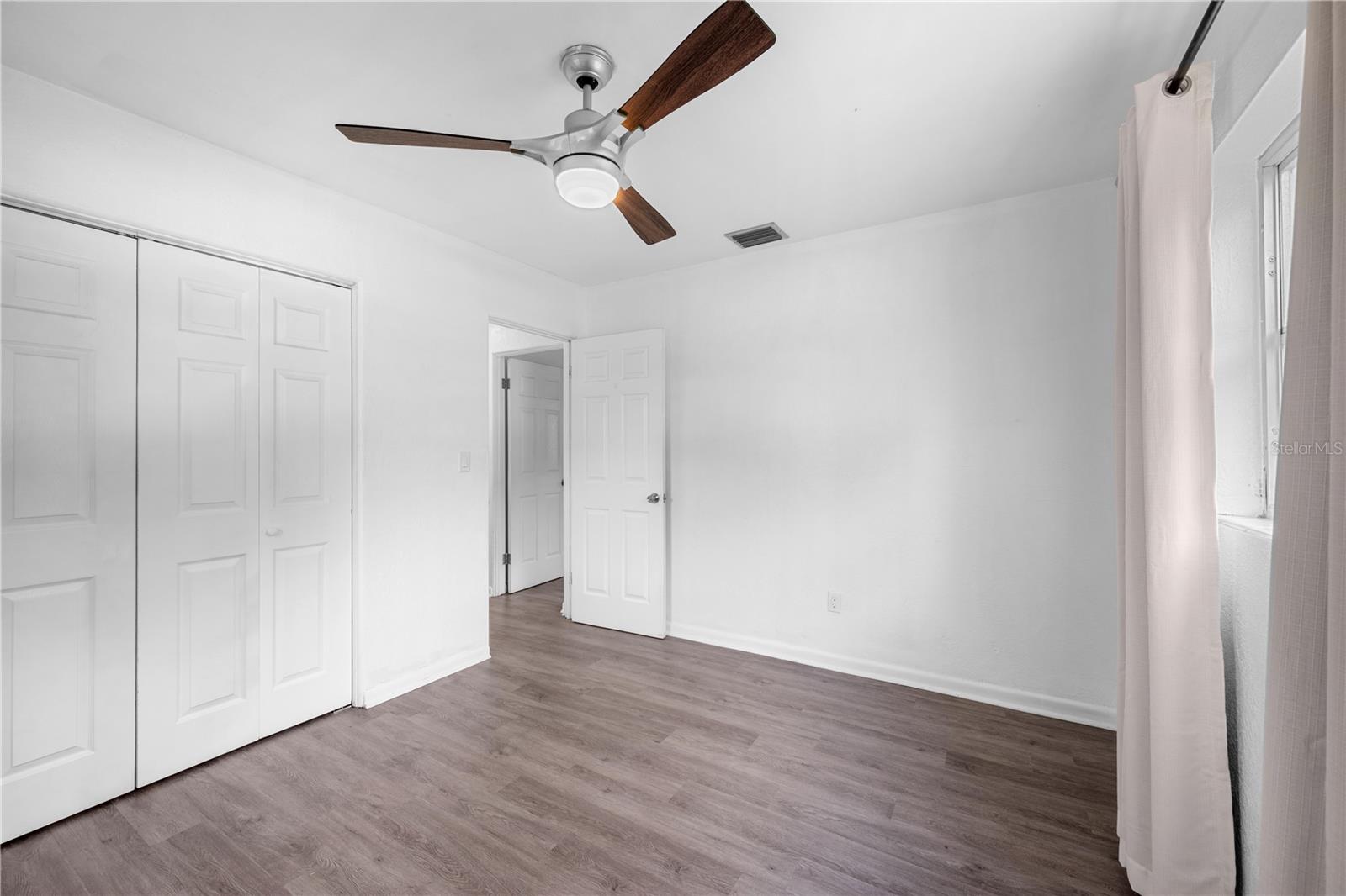 601 Oranole Rd Property Photo 30