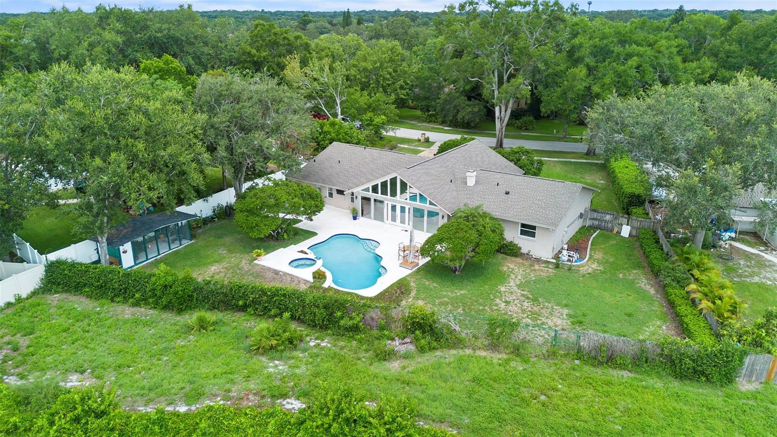 7905 Chad Ct Property Photo 4