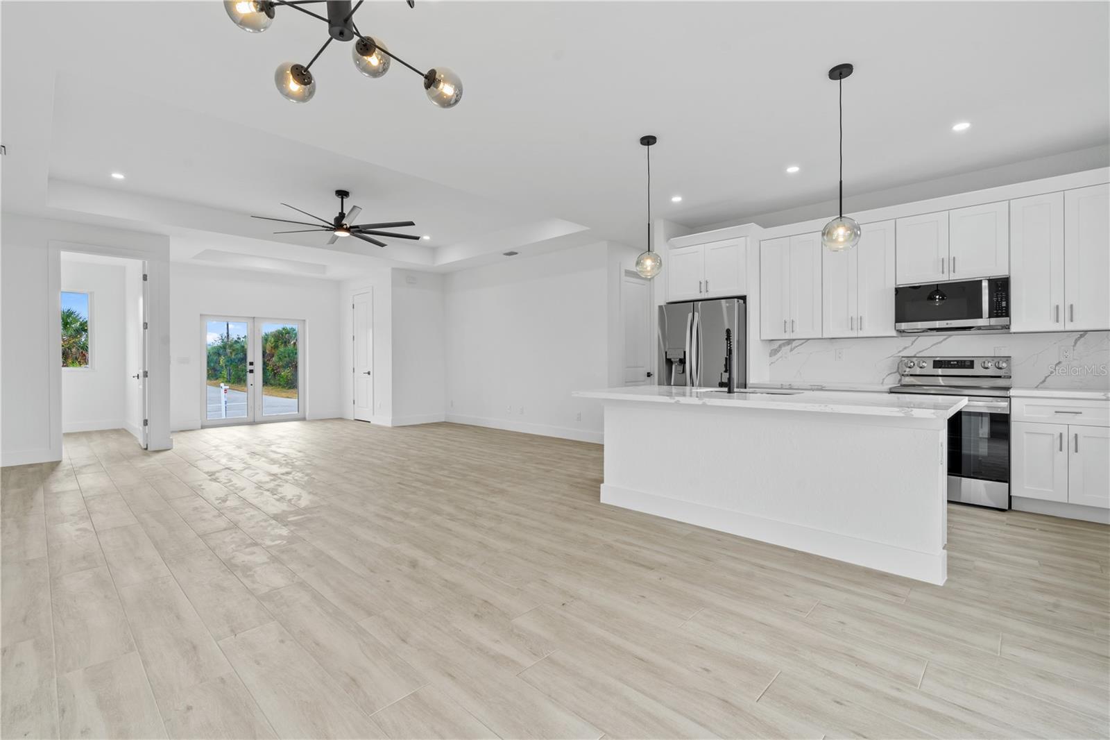 13438 Mcintosh Ave Property Photo 3