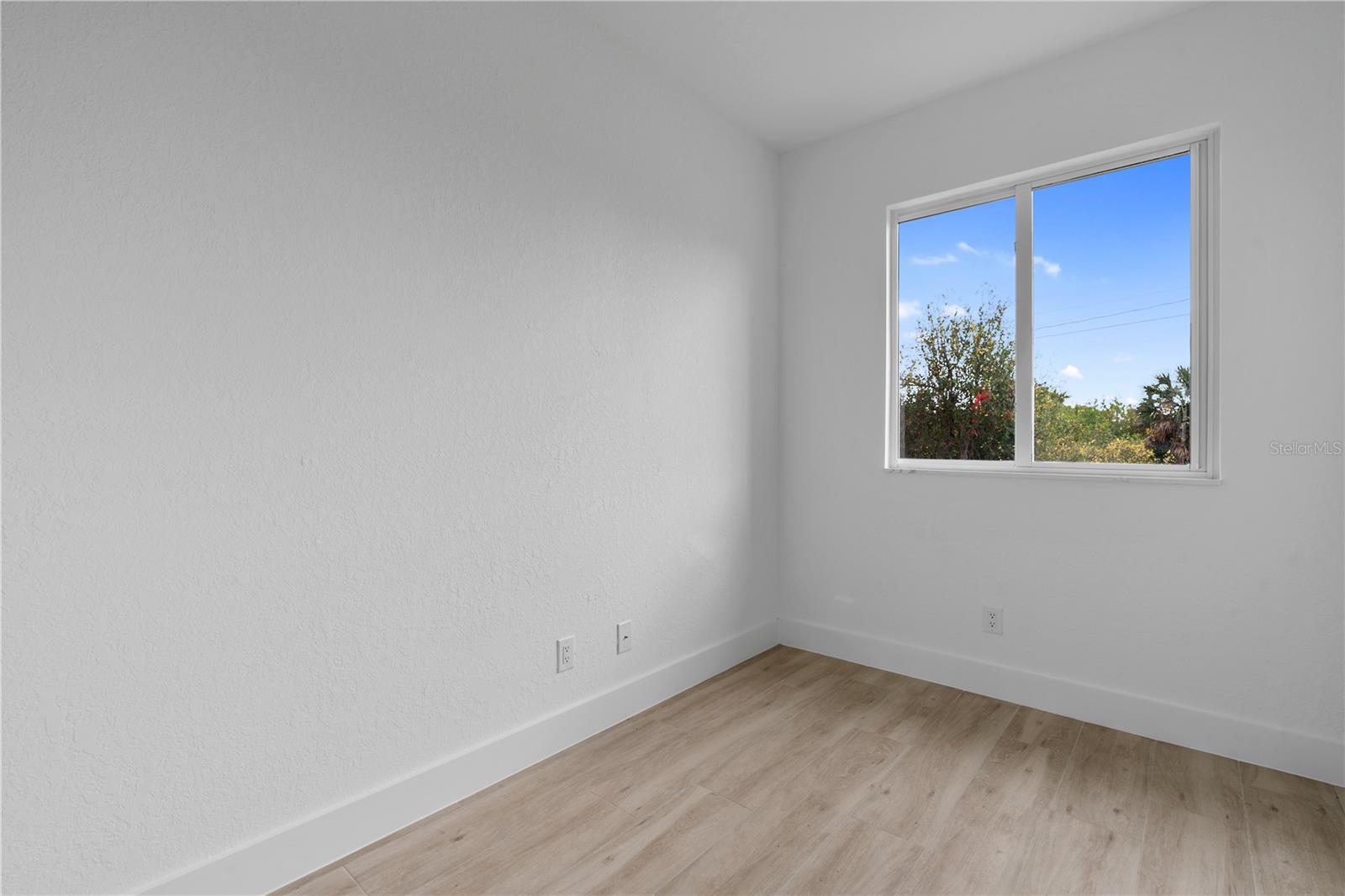 13438 Mcintosh Ave Property Photo 12