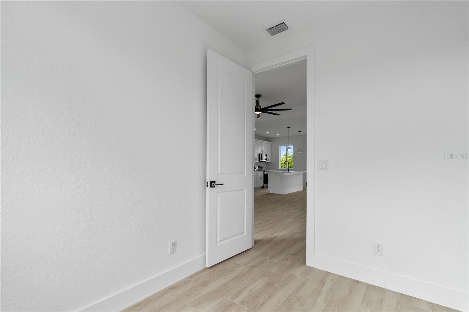 13438 Mcintosh Ave Property Photo 13