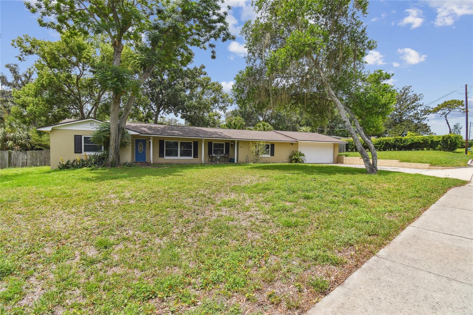 738 FLORIDA BLVD