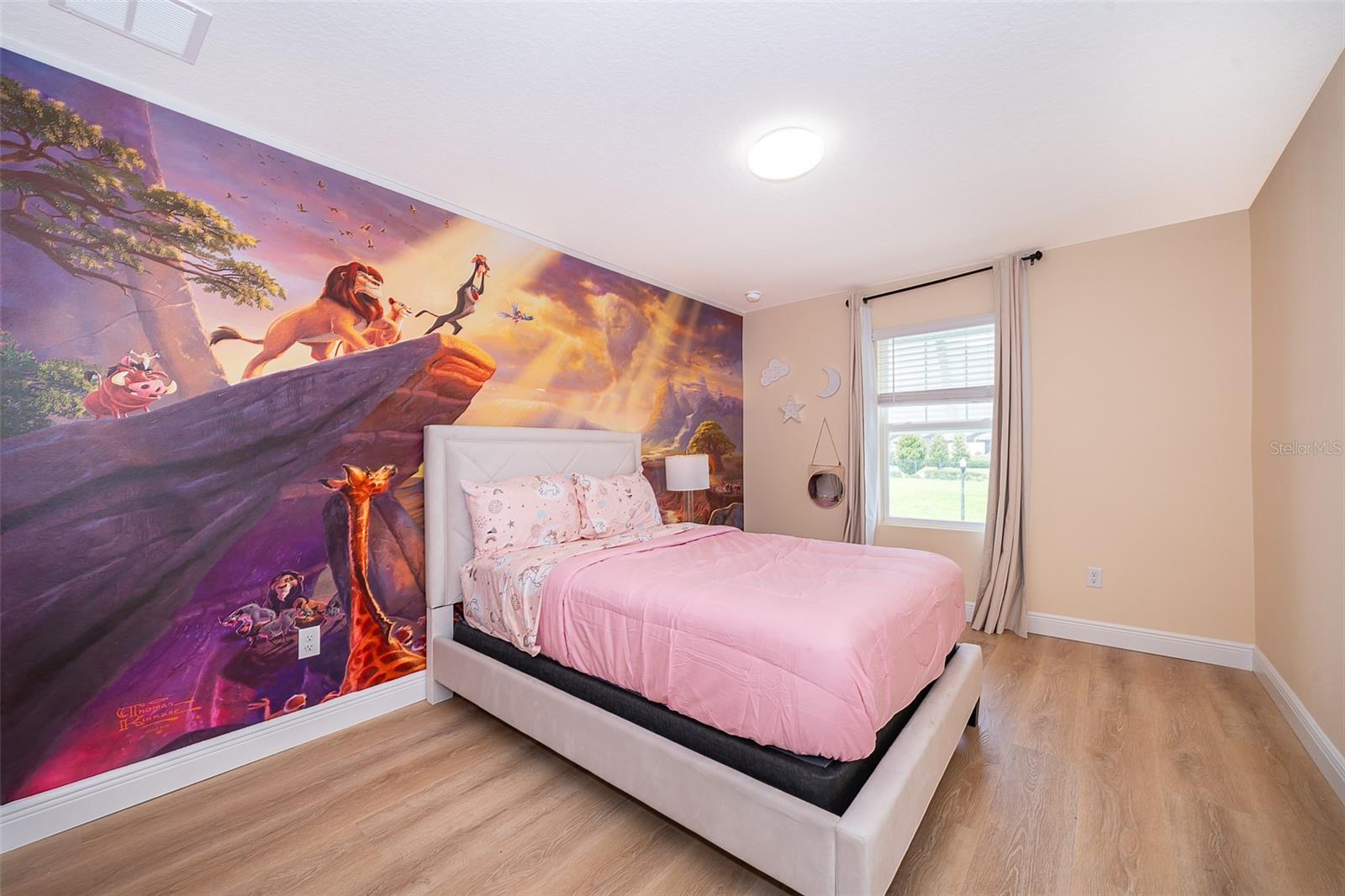1660 Tropical Palms Cir Property Photo 22