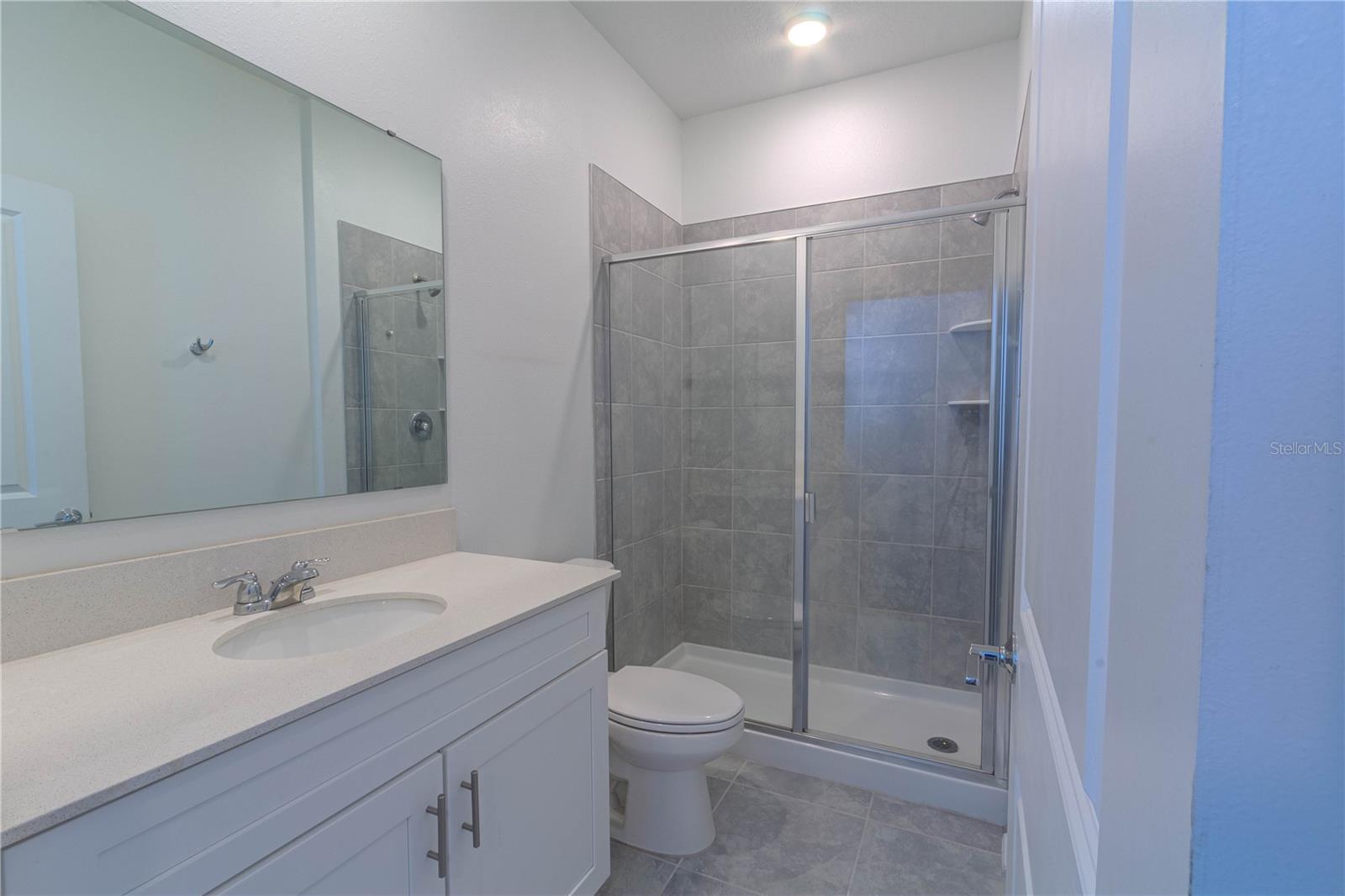 407 Three Oaks Dr Property Photo 27