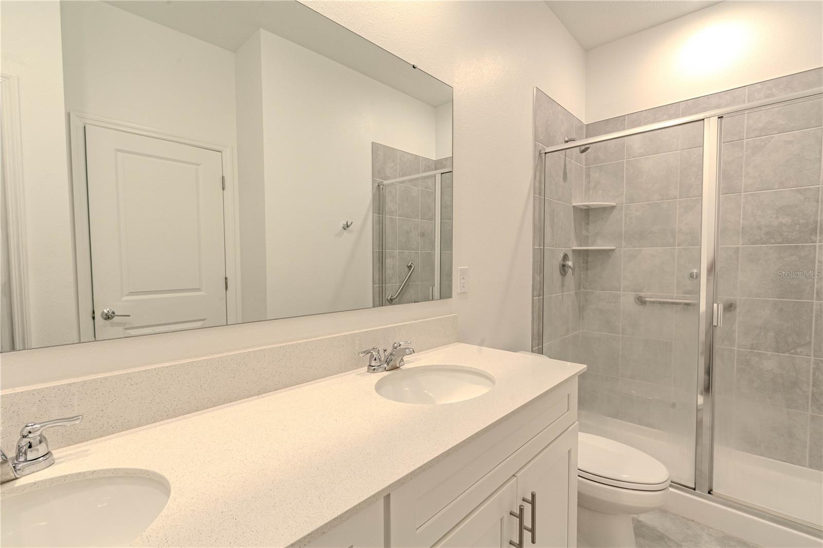 407 Three Oaks Dr Property Photo 37