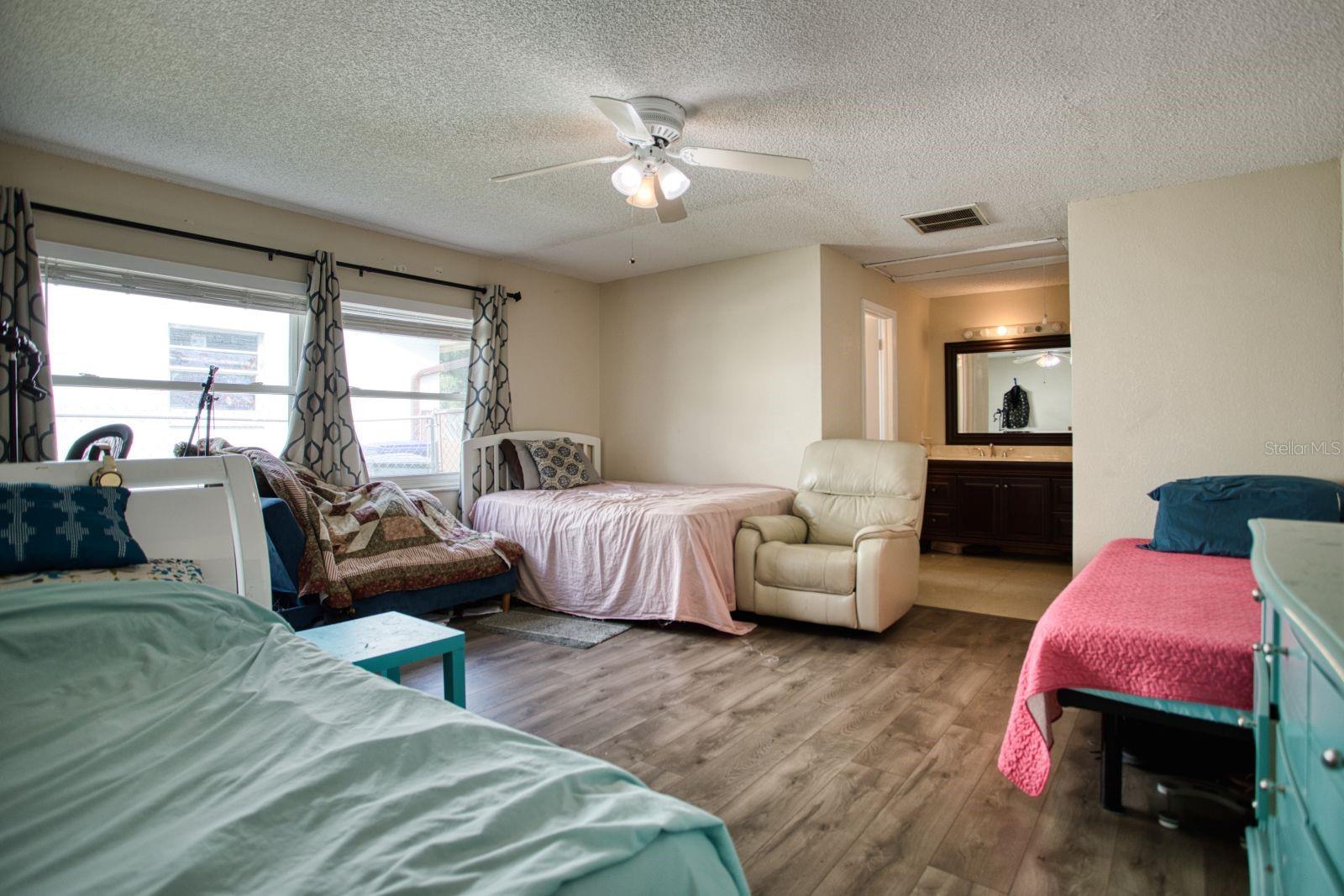 7408 Navel Tree Ct Property Photo 6