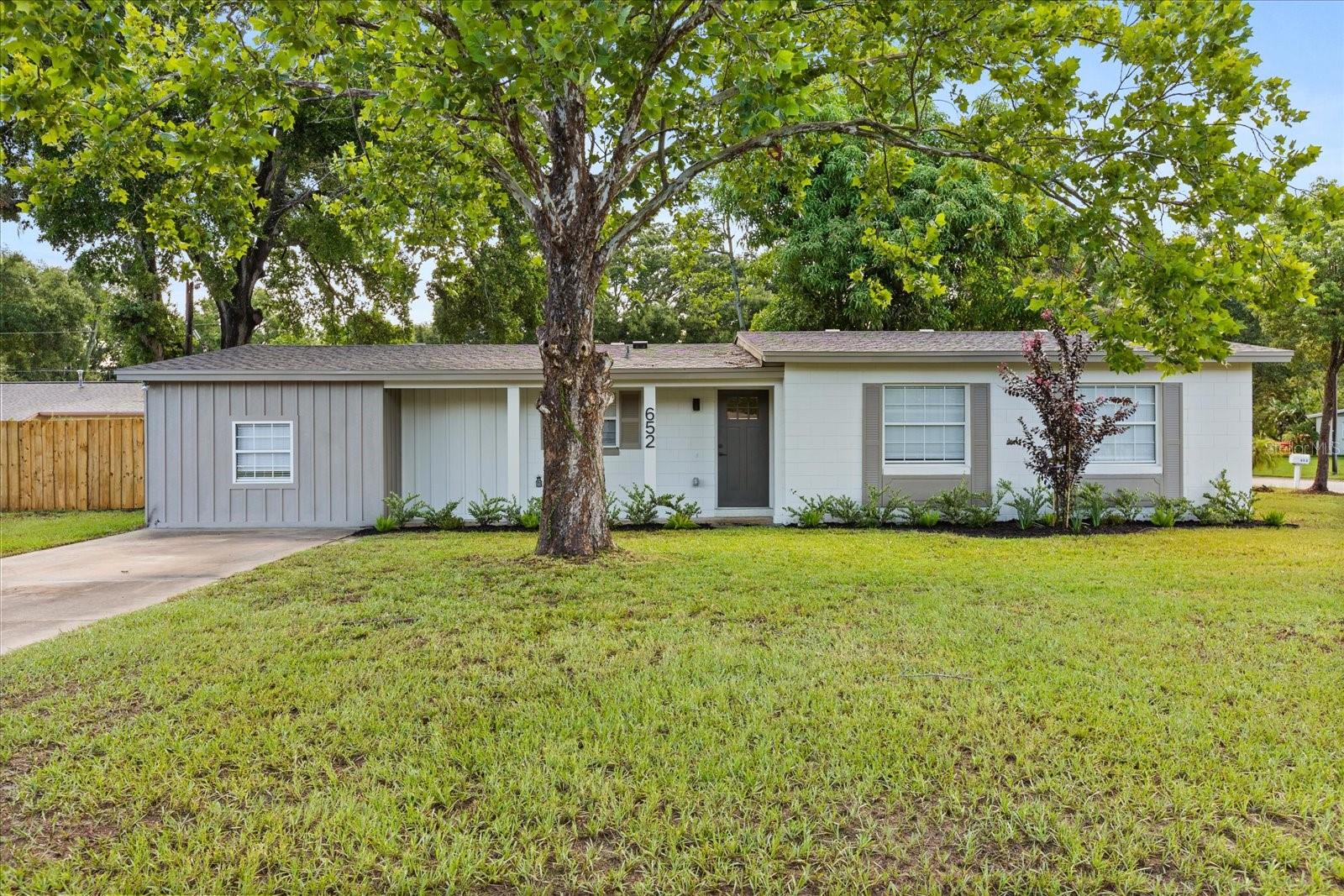 652 SHERWOOD CT