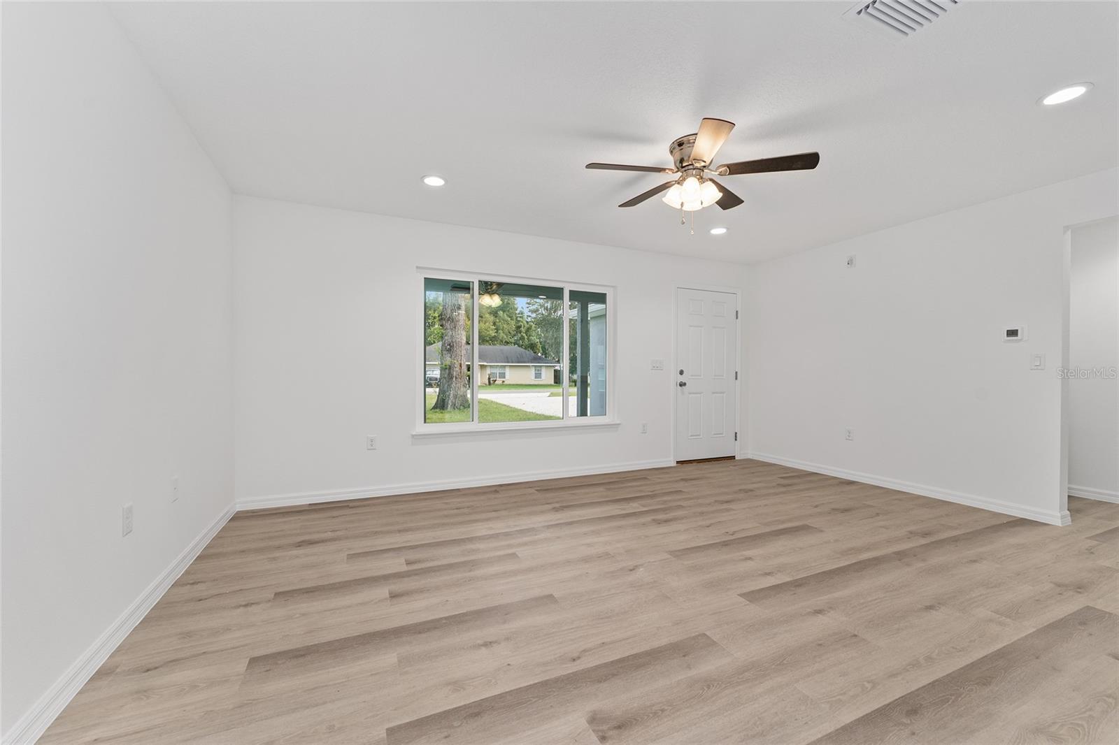 13119 Ne 7th Loop Property Photo 13