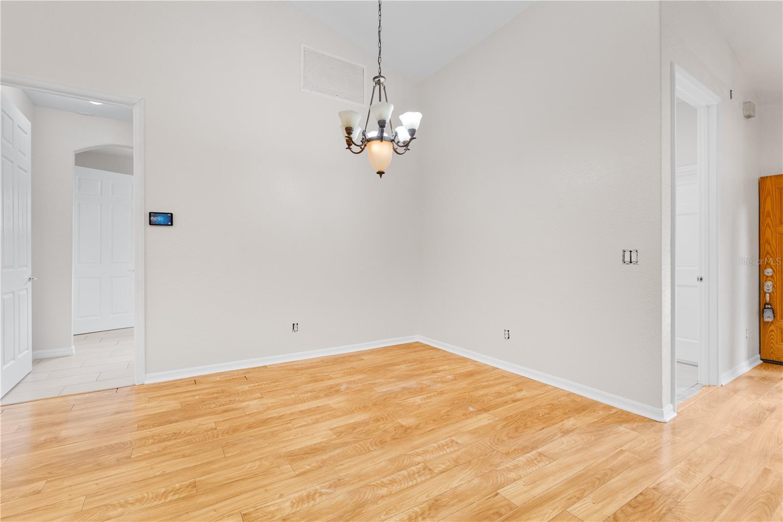 10642 Masters Dr Property Photo 6