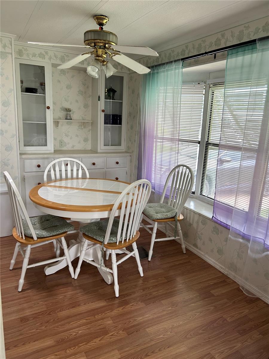 120 Kensington Park Dr Property Photo 8