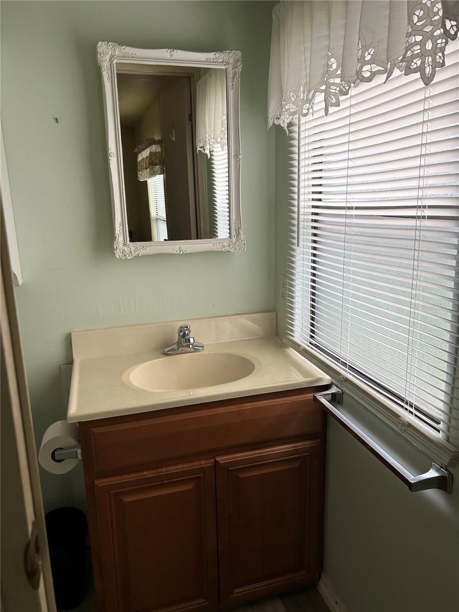 120 Kensington Park Dr Property Photo 17