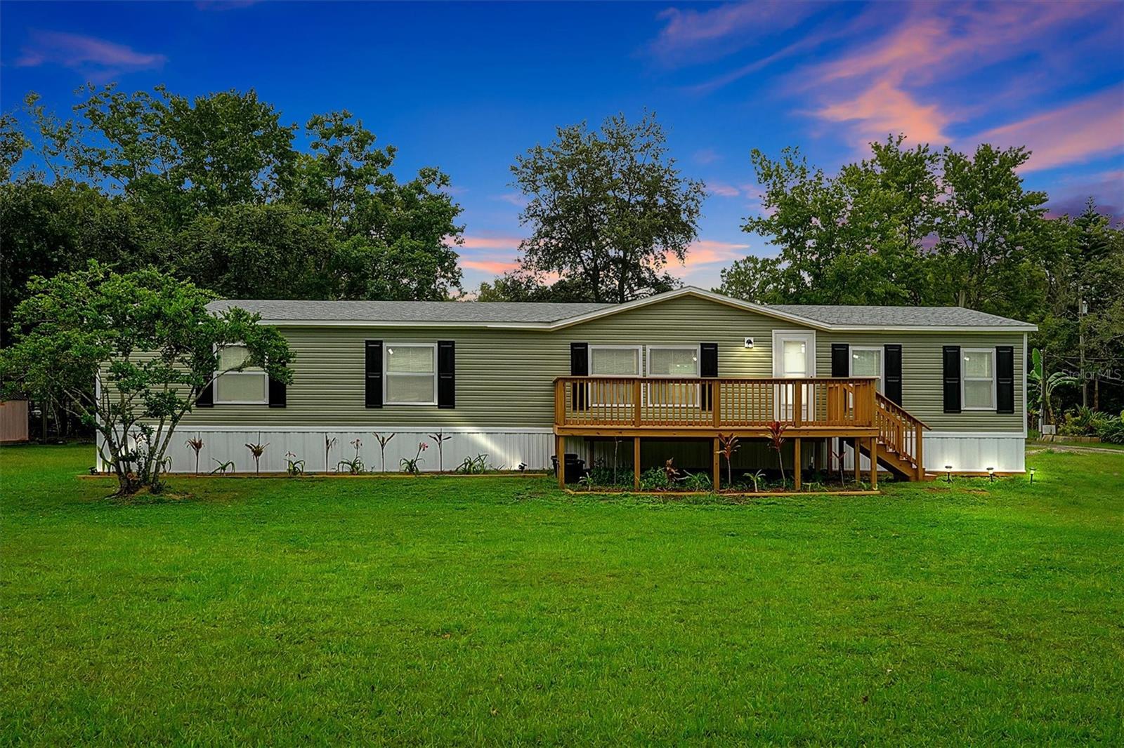 18137 Hollister Rd Property Photo 1