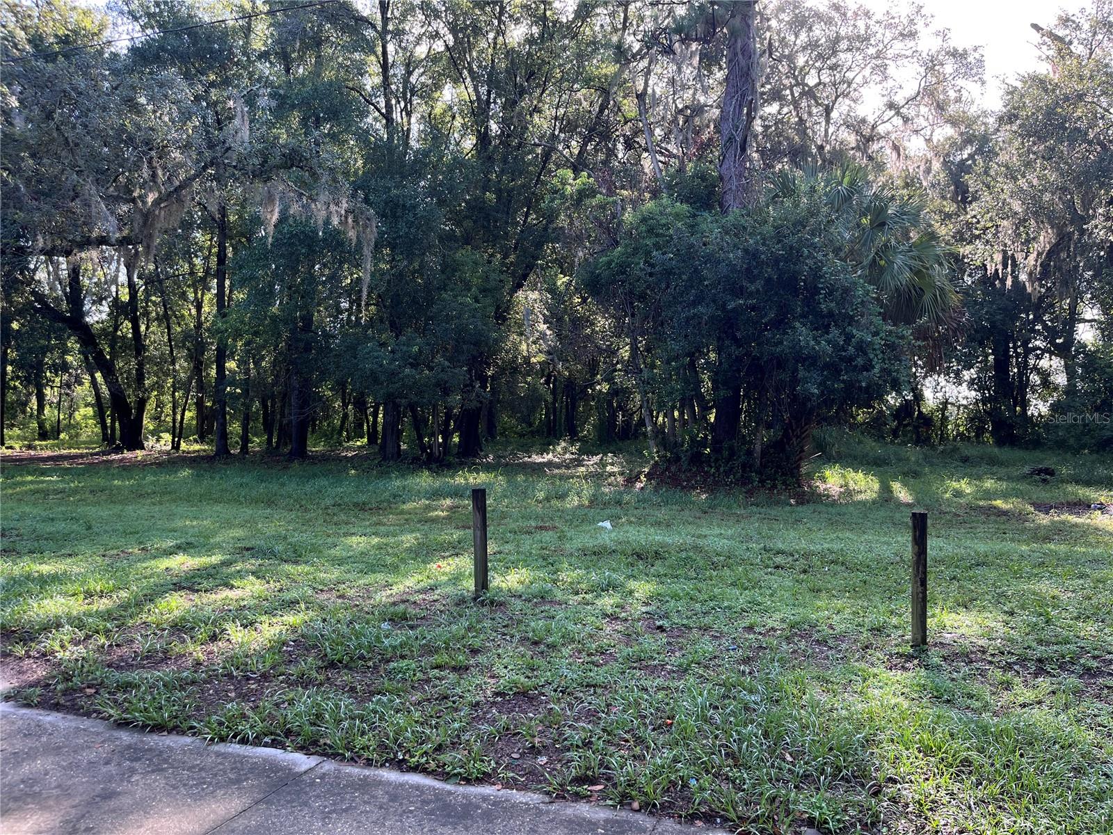 325 Marker St Property Photo 4