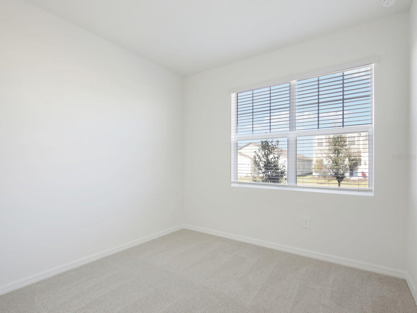 13315 Shellmore Ave Property Photo 5