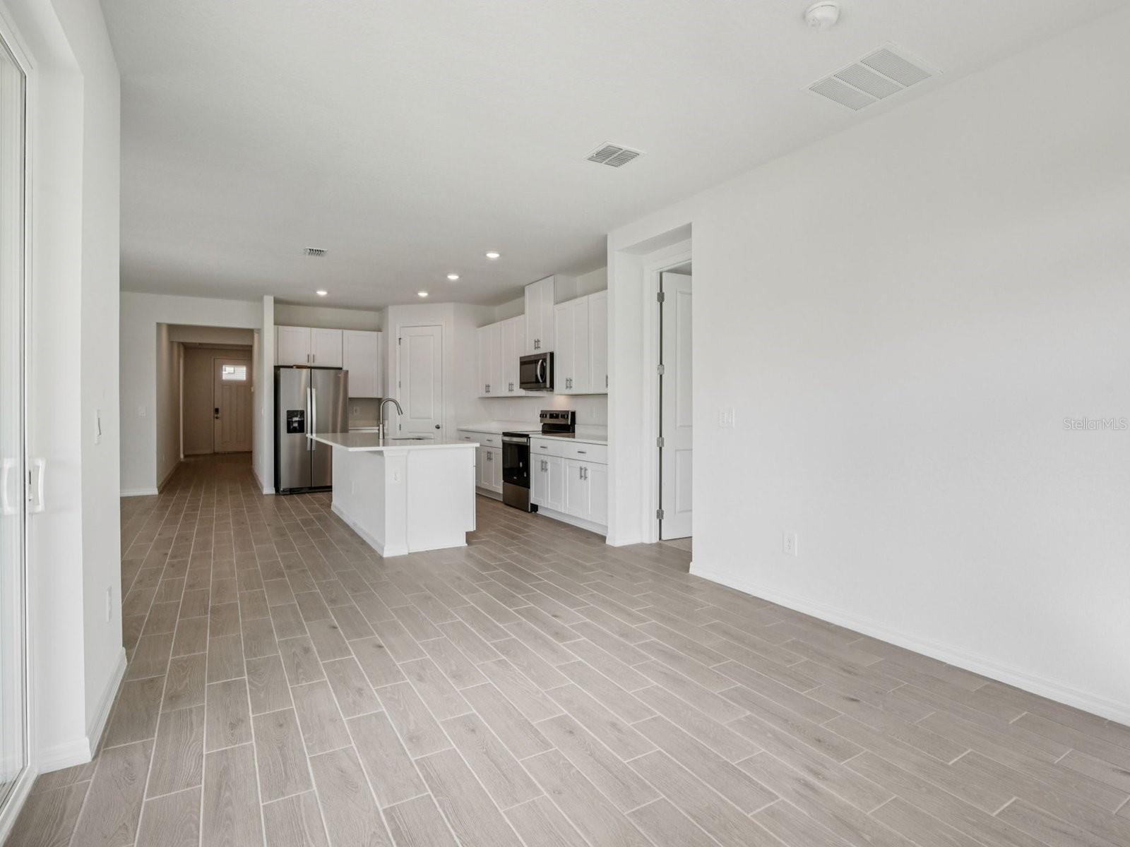 13310 Shellmore Ave Property Photo 13
