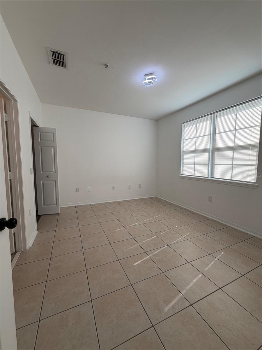 3315 Parkchester Square Blvd #301 Property Photo 6