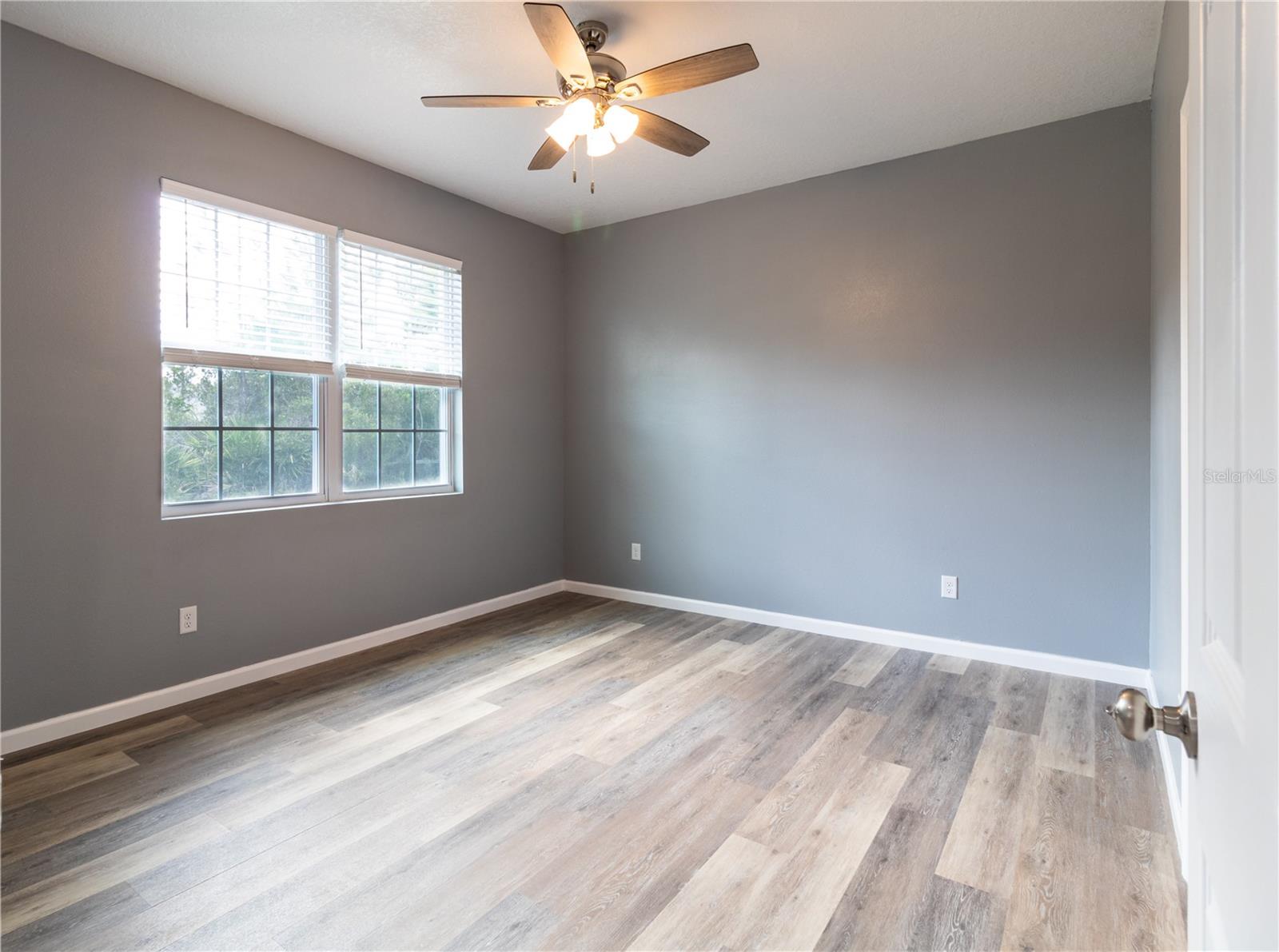 41550 Royal Trails Rd Property Photo 14