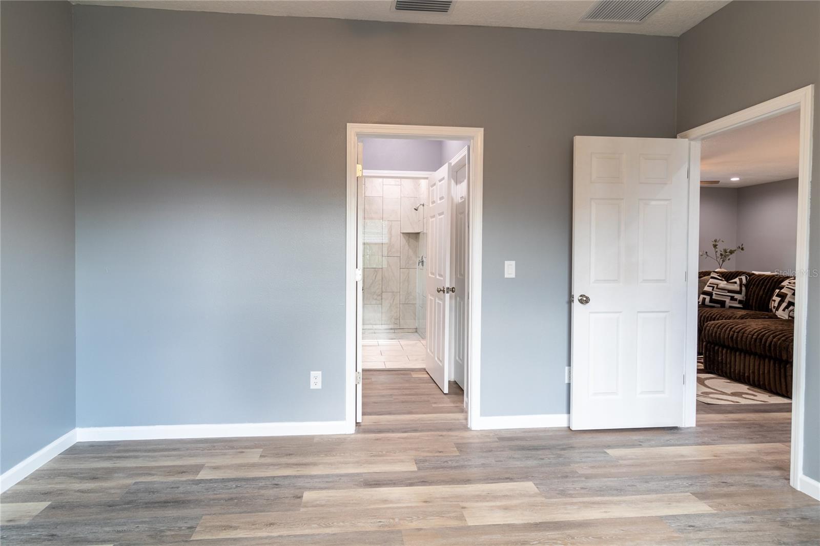 41550 Royal Trails Rd Property Photo 15