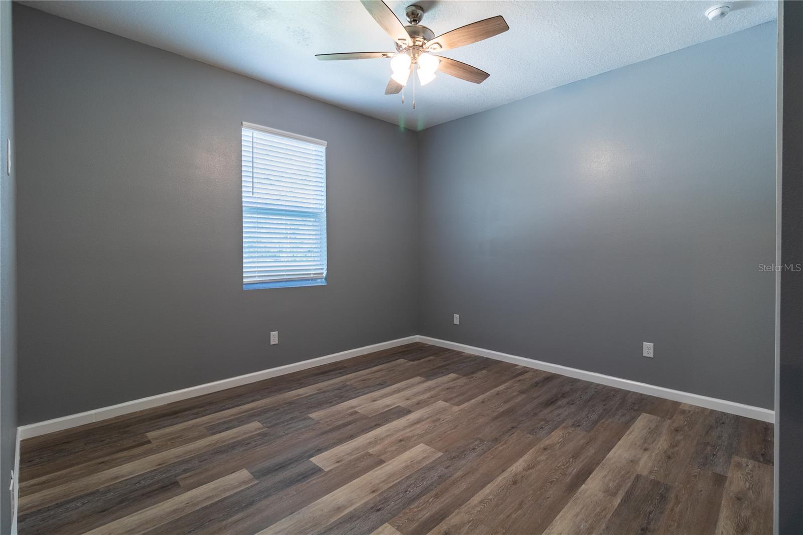 41550 Royal Trails Rd Property Photo 17