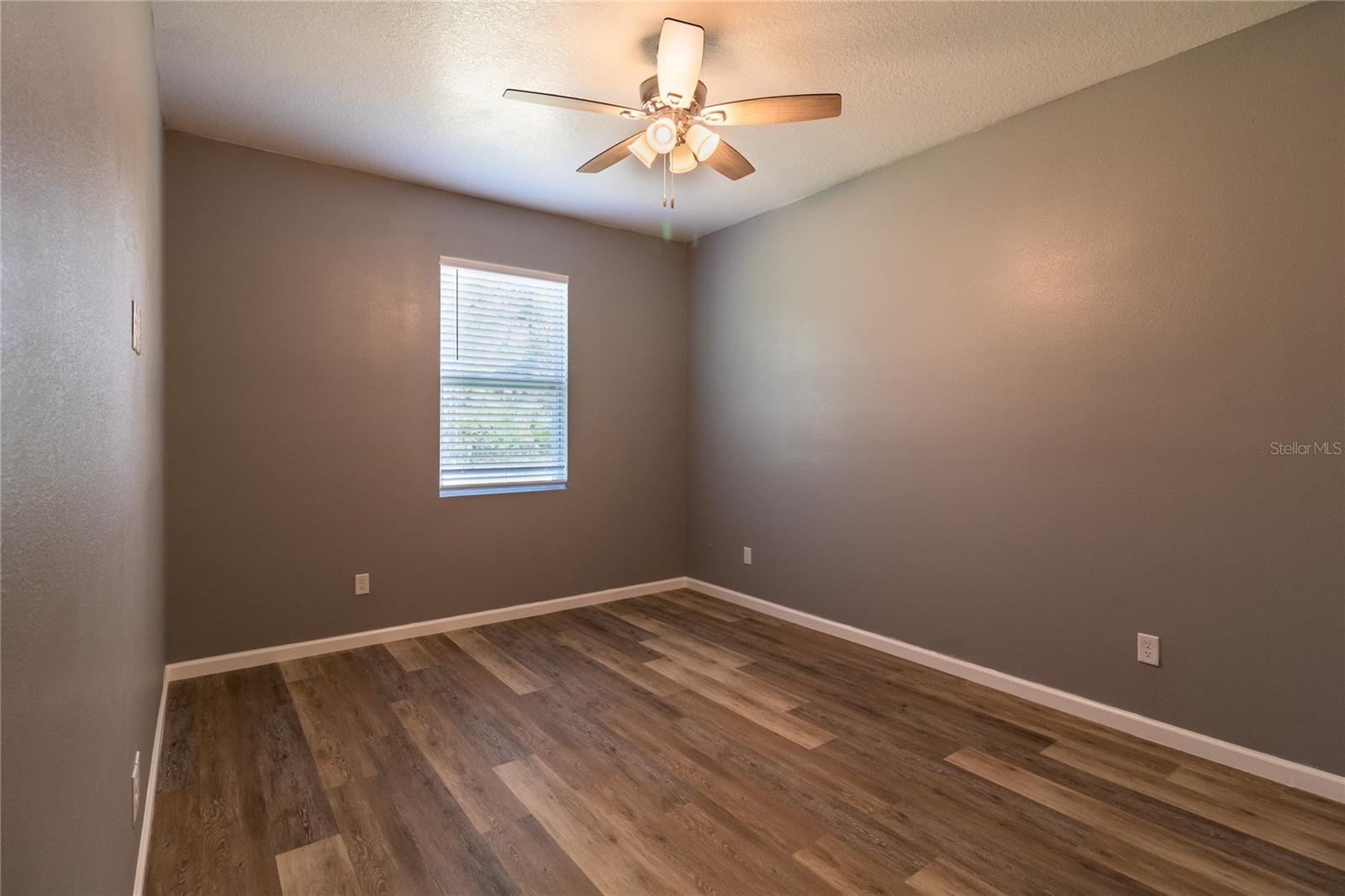 41550 Royal Trails Rd Property Photo 18