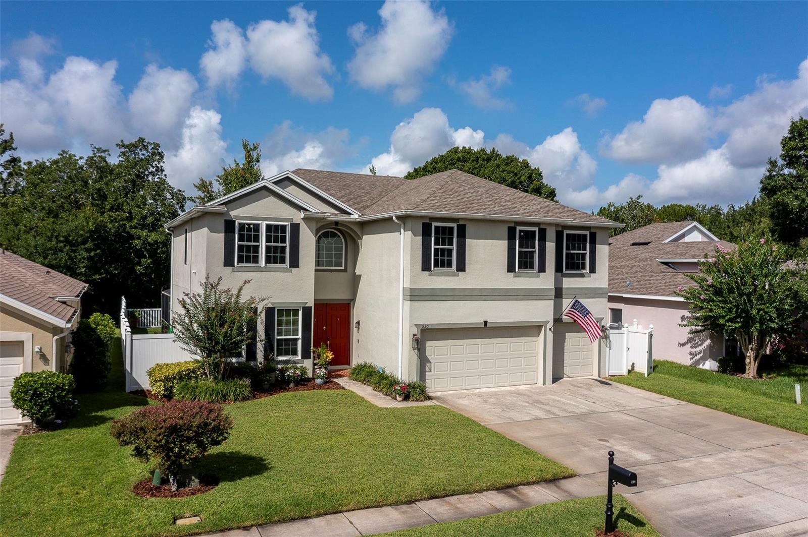 530 CAREY WAY Property Photo 1