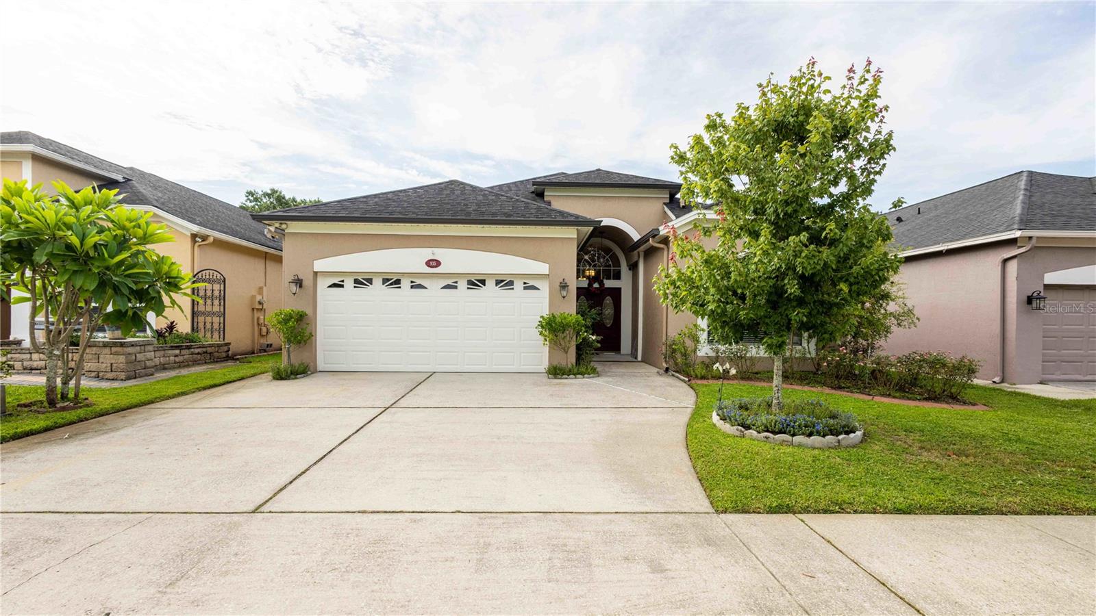 935 Ekana Green Ct Property Photo 1