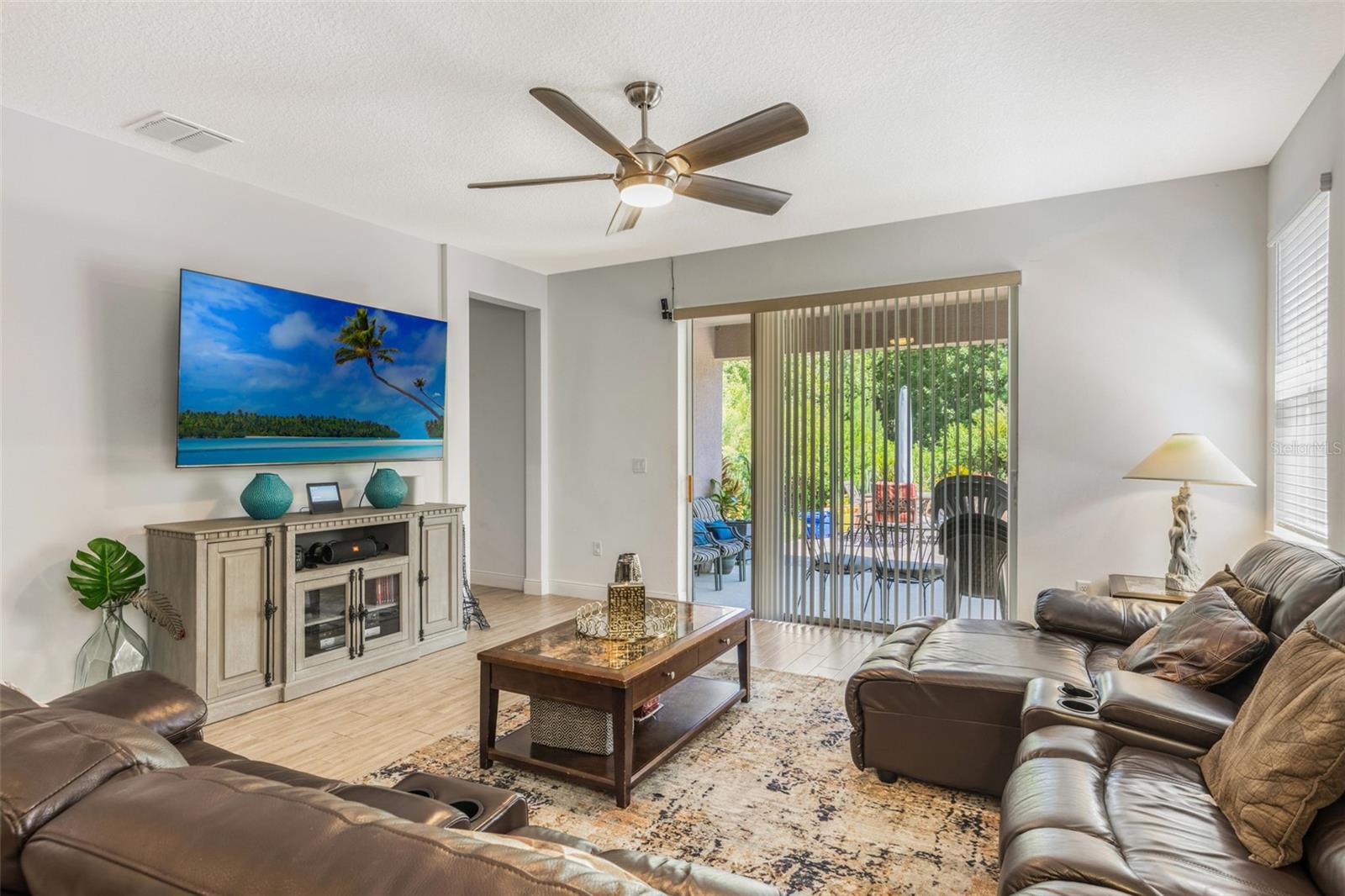 758 Porter Rye Ave Property Photo 5