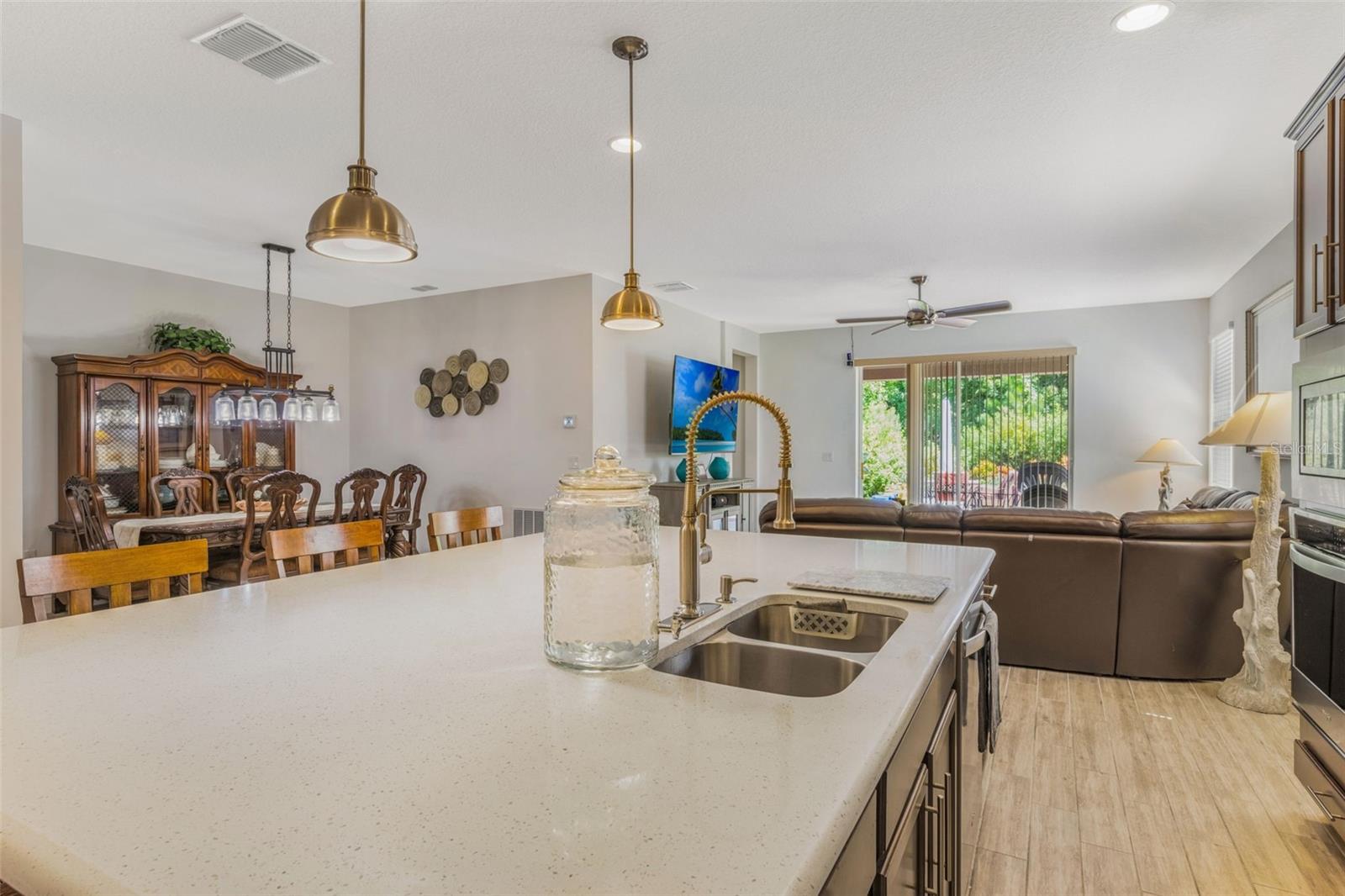 758 Porter Rye Ave Property Photo 10