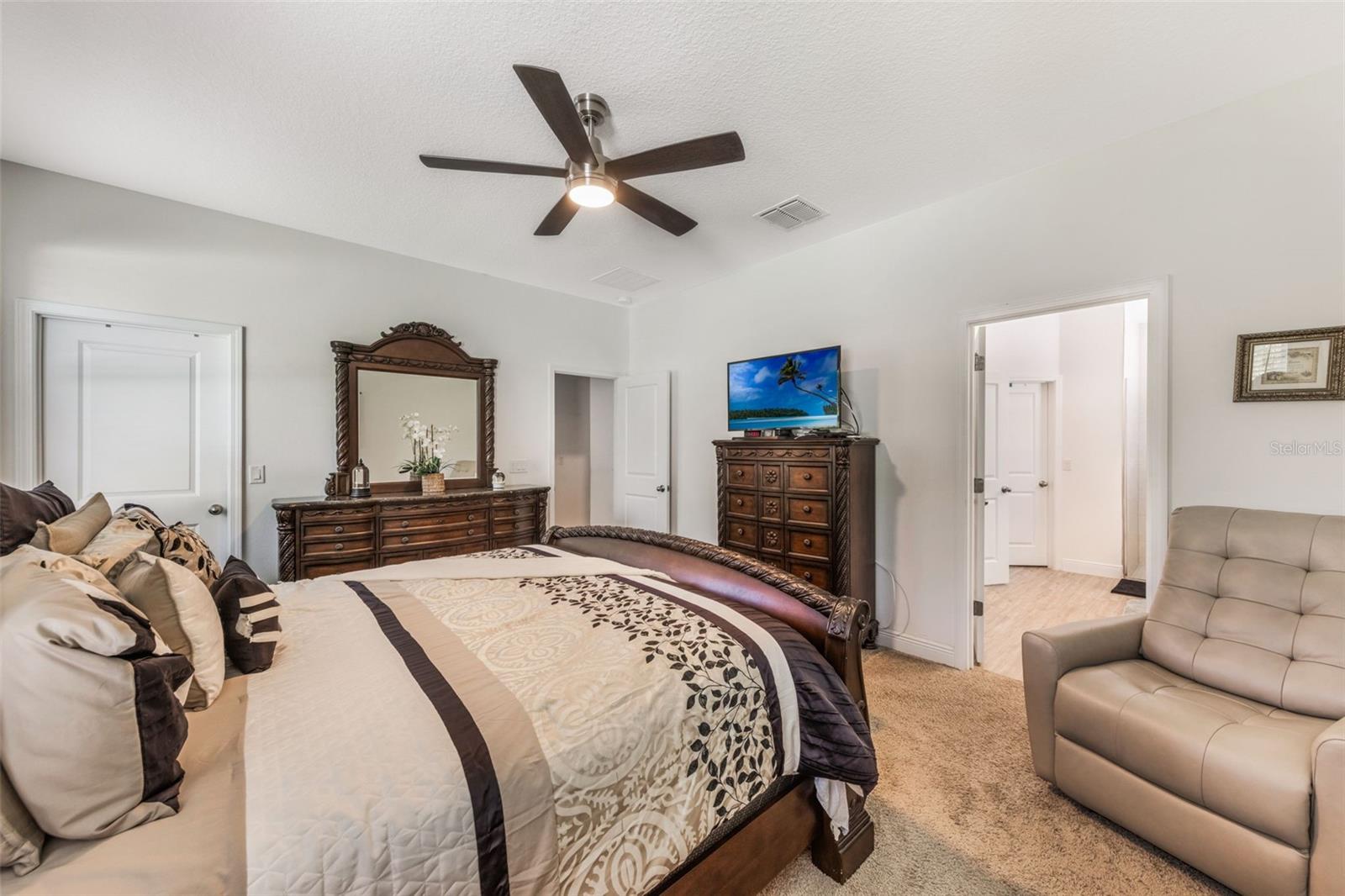 758 Porter Rye Ave Property Photo 13