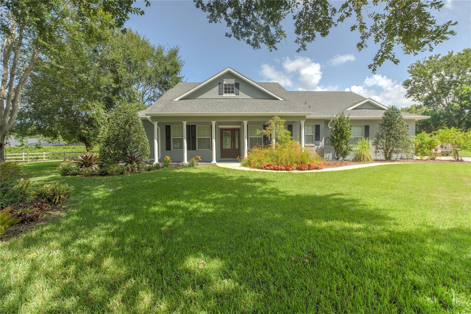 7643 Lake Angelina Dr Property Photo 1