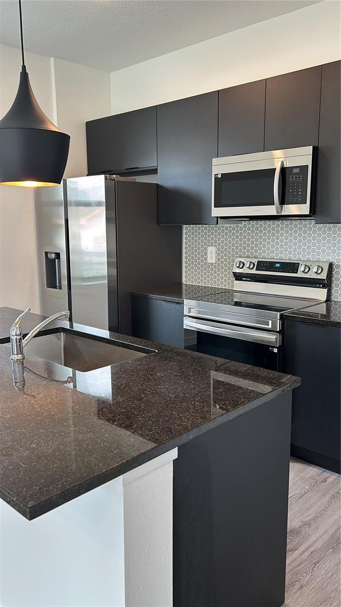 8807 Positivity Dr Property Photo 4