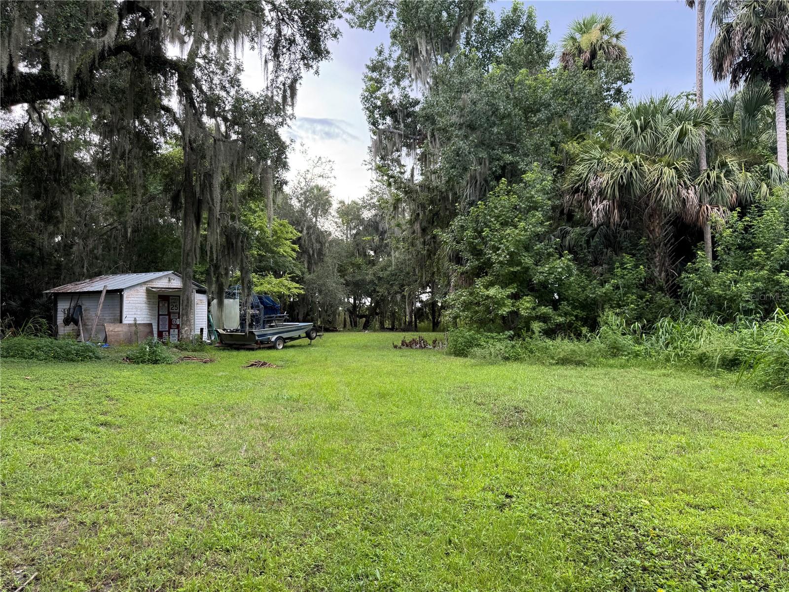 1530 Swamp Ln Property Photo 6