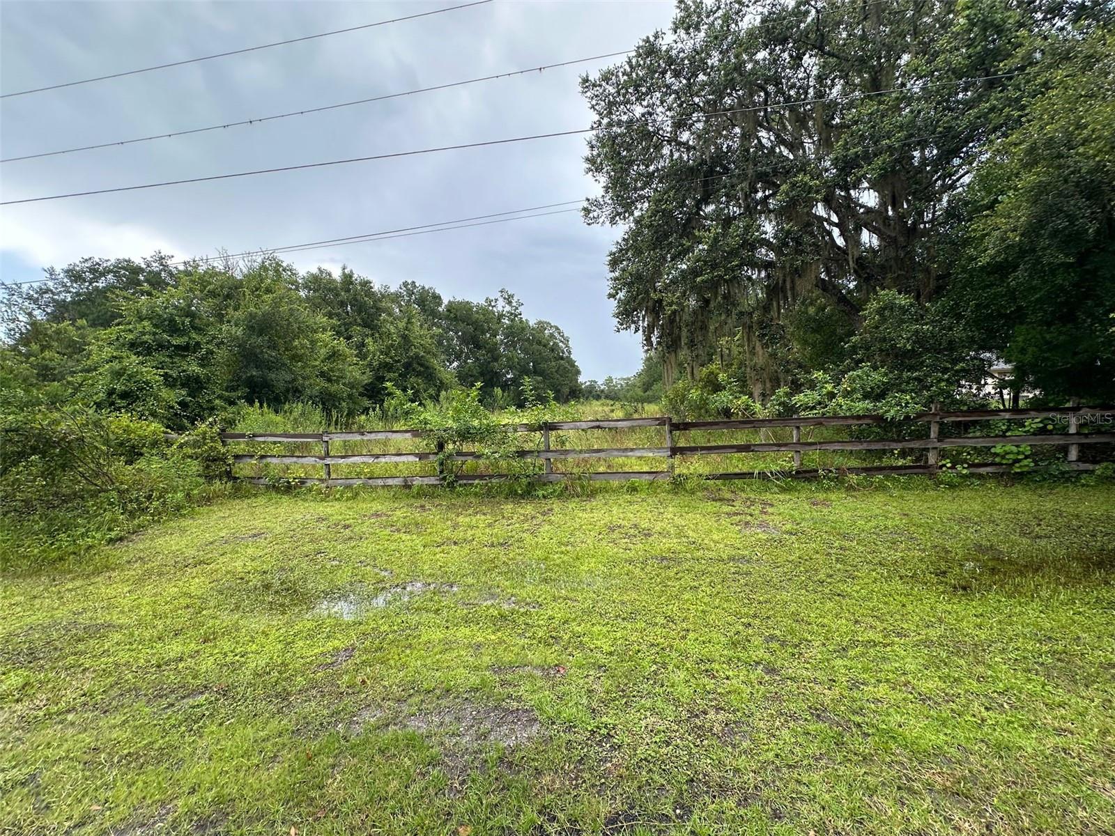 21710 E Colonial Dr Property Photo 1