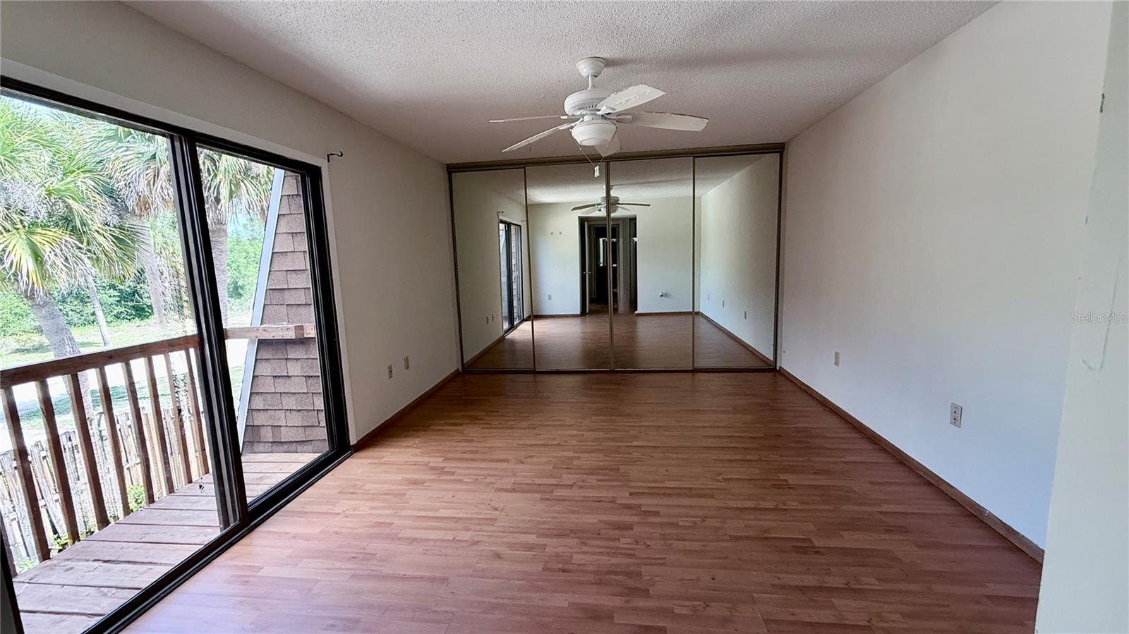 202 Terrace Ct Property Photo 18