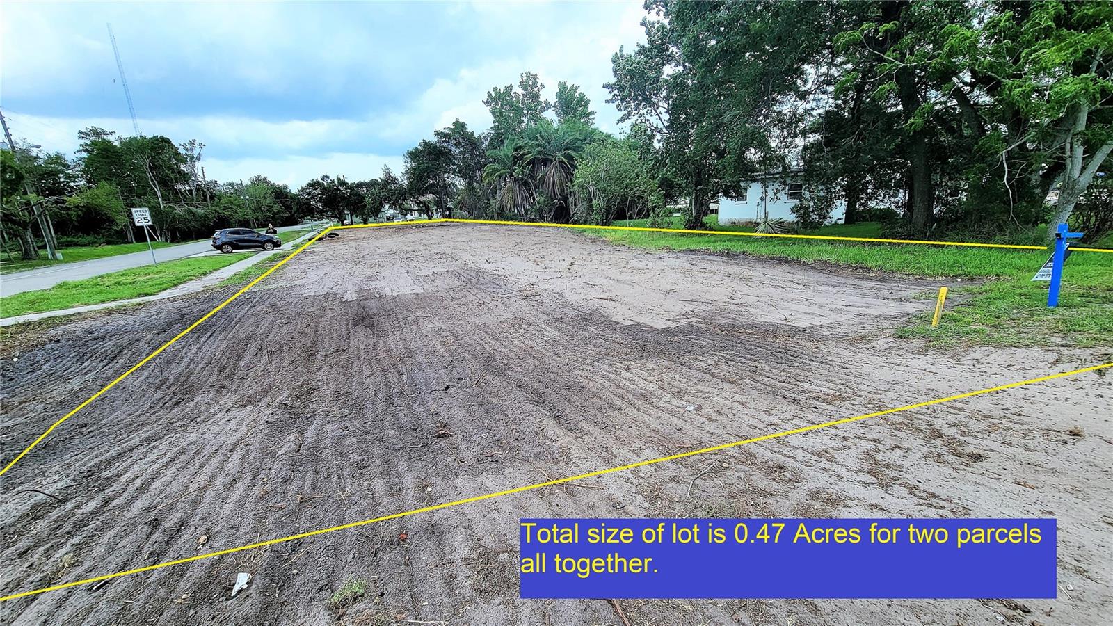 207 E Lancaster Rd Property Photo 1