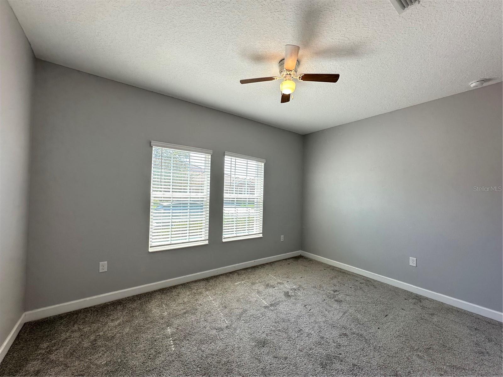 1068 Quaker Ridge Ln Property Photo 15