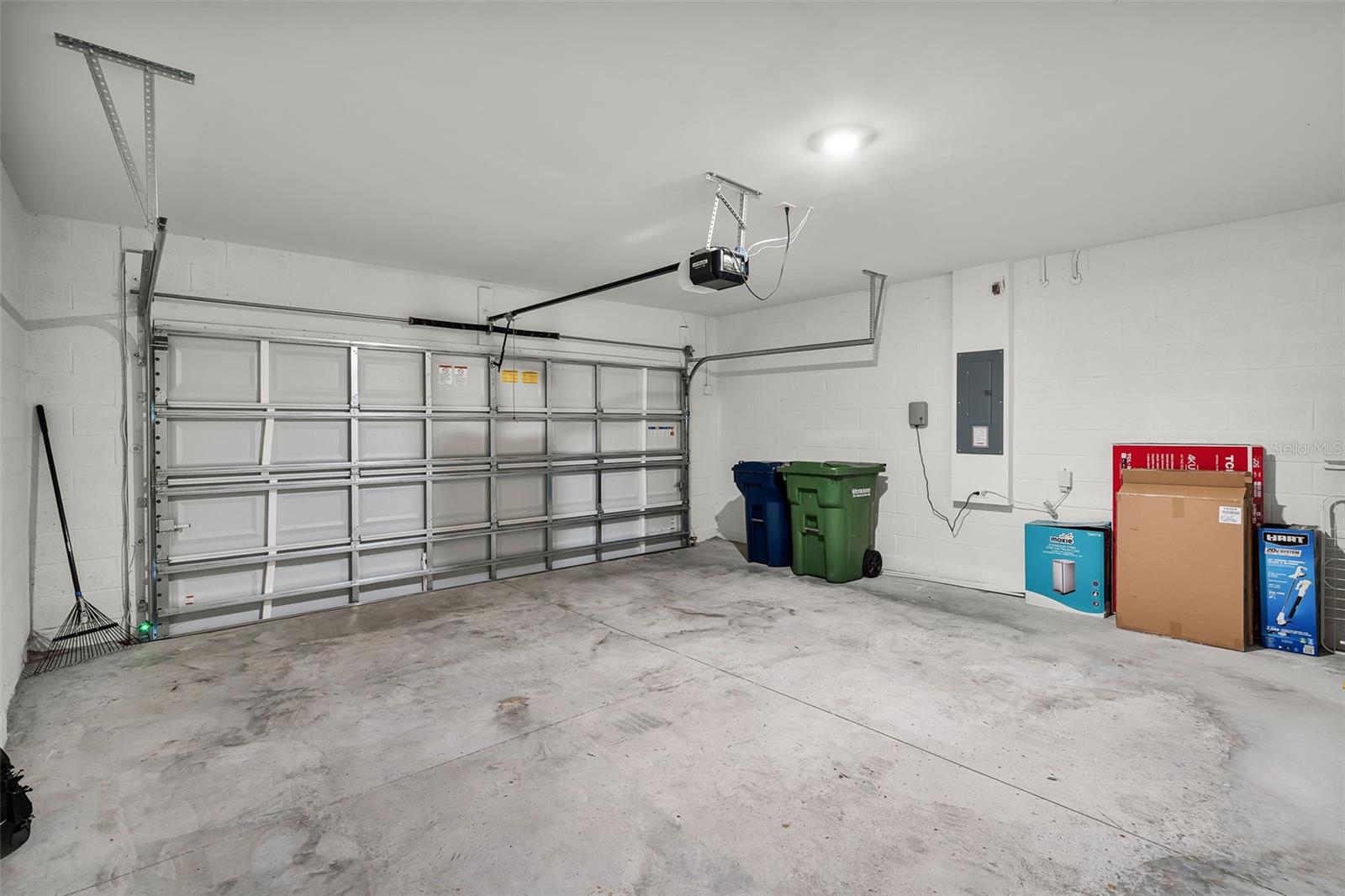 1340 Daisy Field Dr Property Photo 13