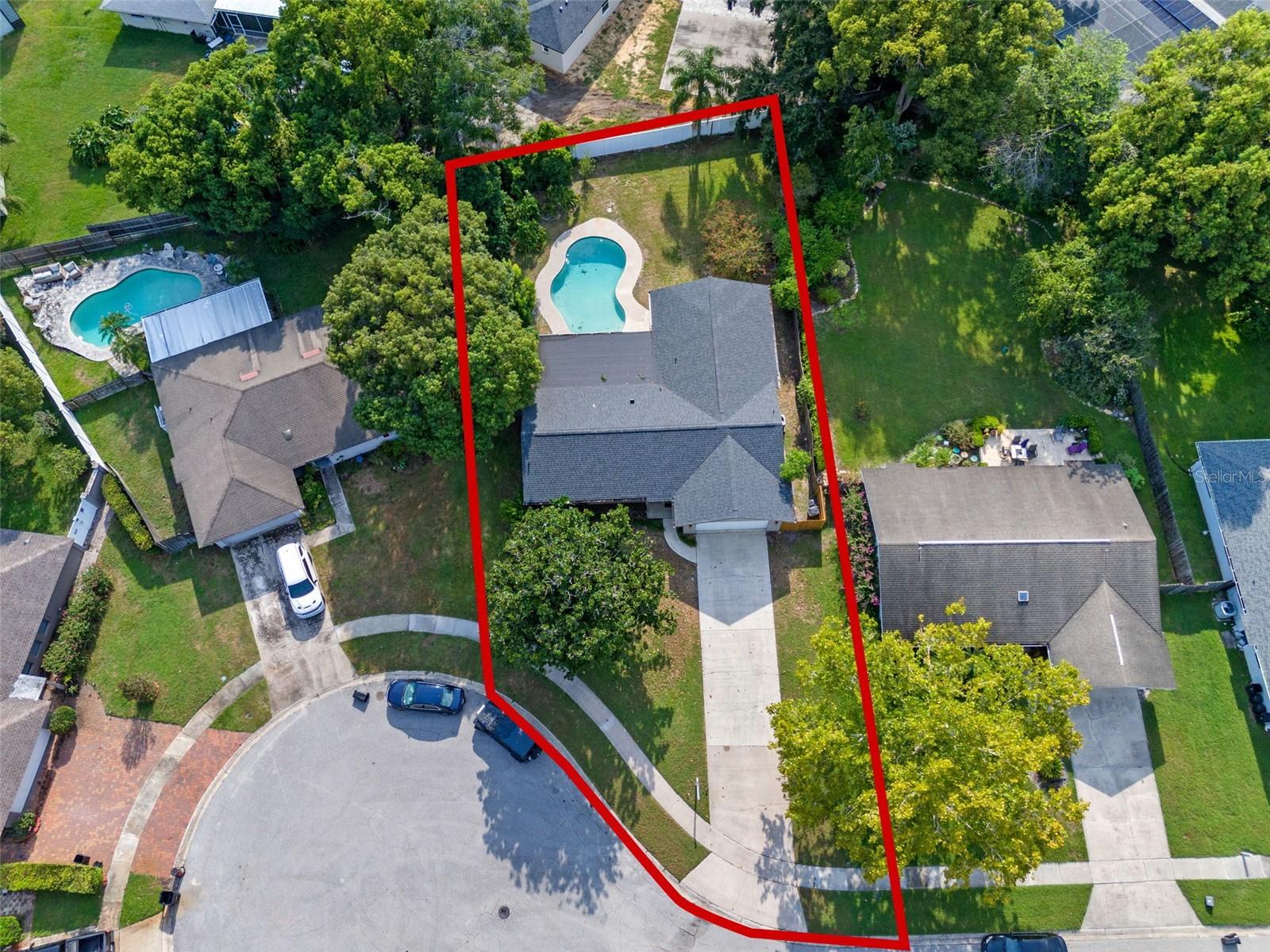 736 Forest Glen Ct Property Photo 1