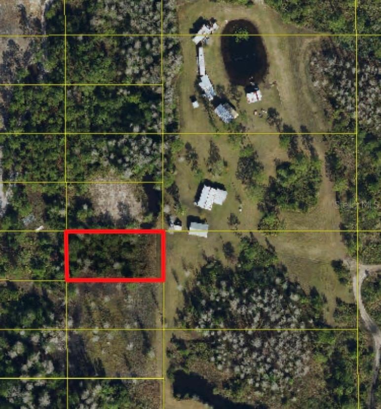 HALOPAW GROVES Property Photo 1