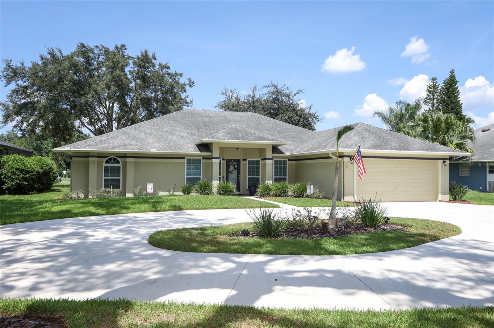 1010 Pinehurst Ct Property Photo 1