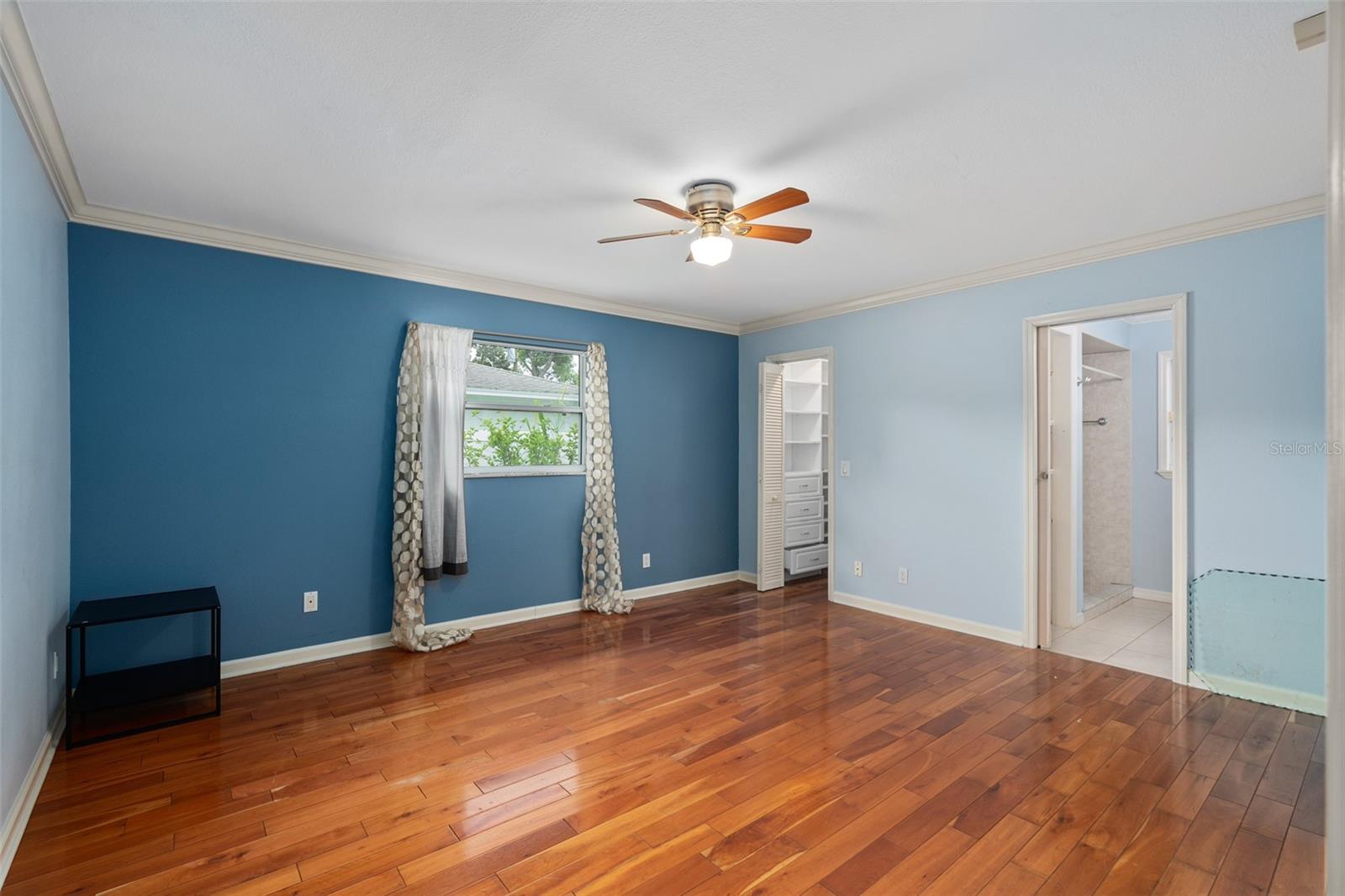 744 Cornwall Rd Property Photo 17
